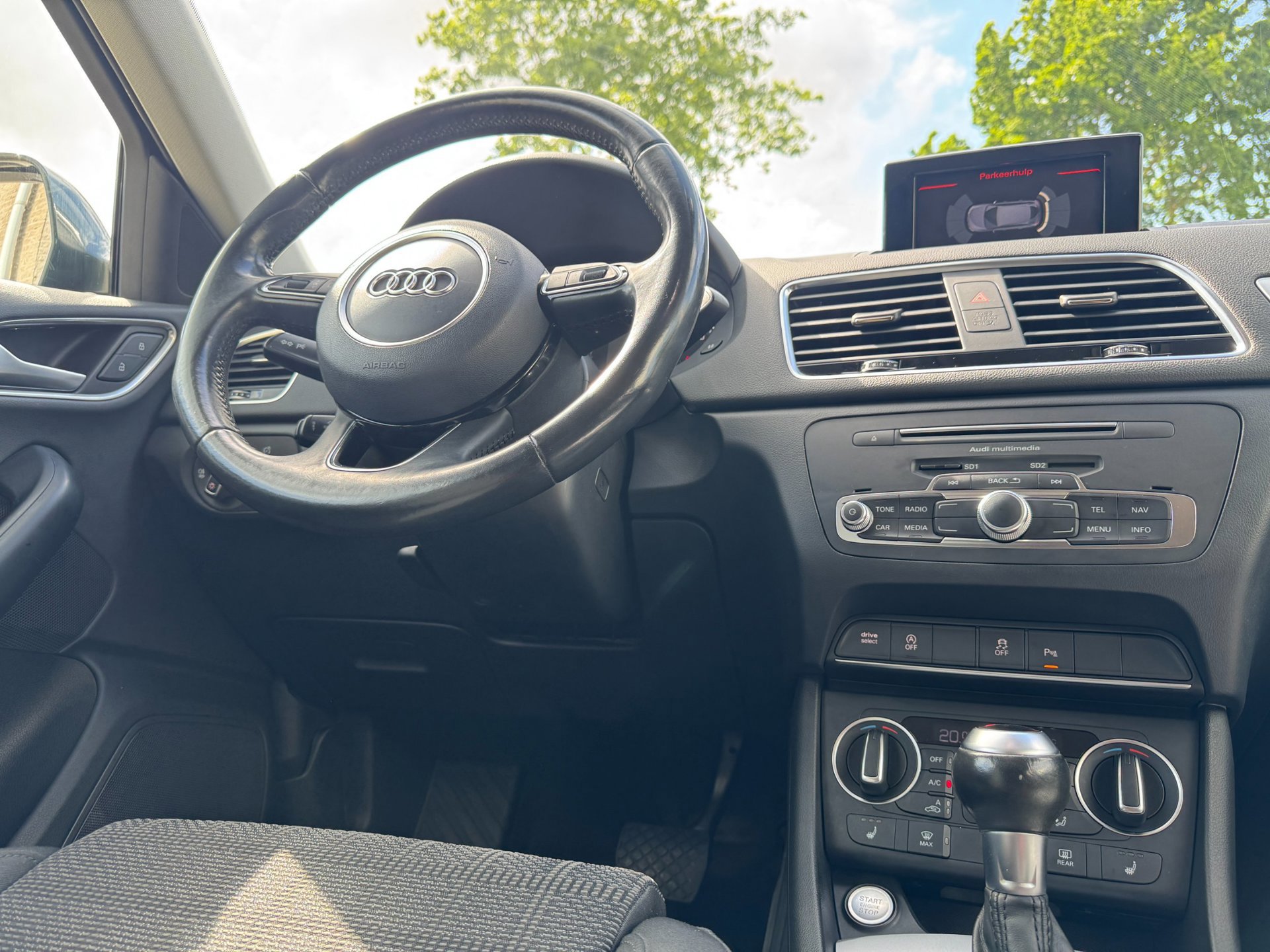 Audi Q3 1.4 TFSI CoD Design Pro Line (2017), foto 13