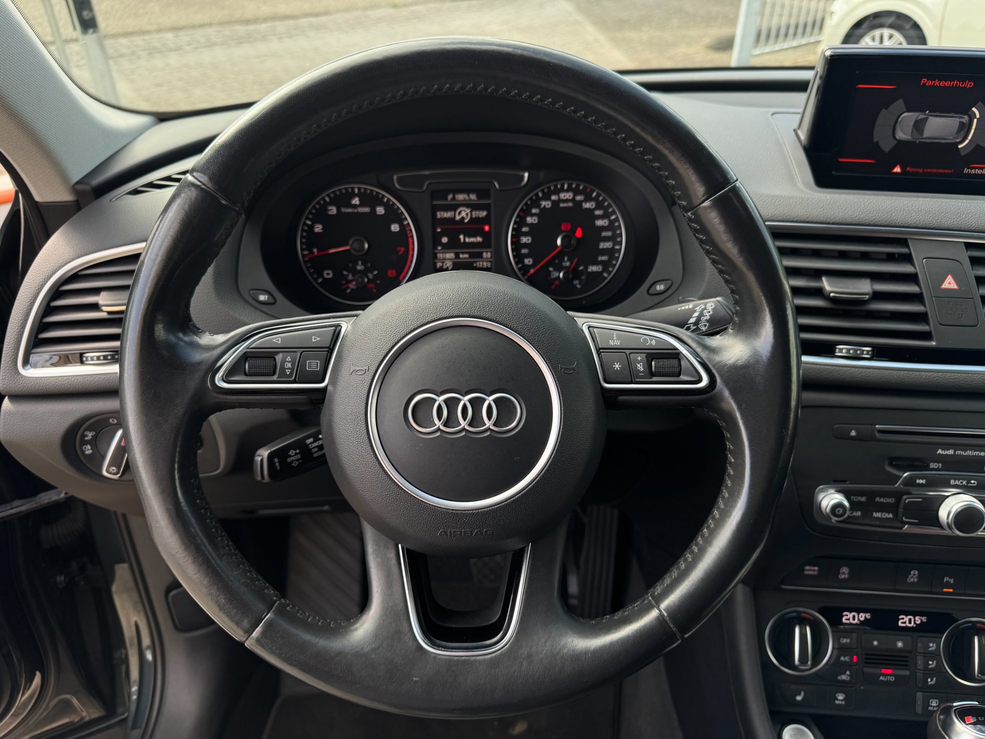 Audi Q3 1.4 TFSI CoD Design Pro Line (2017), foto 14