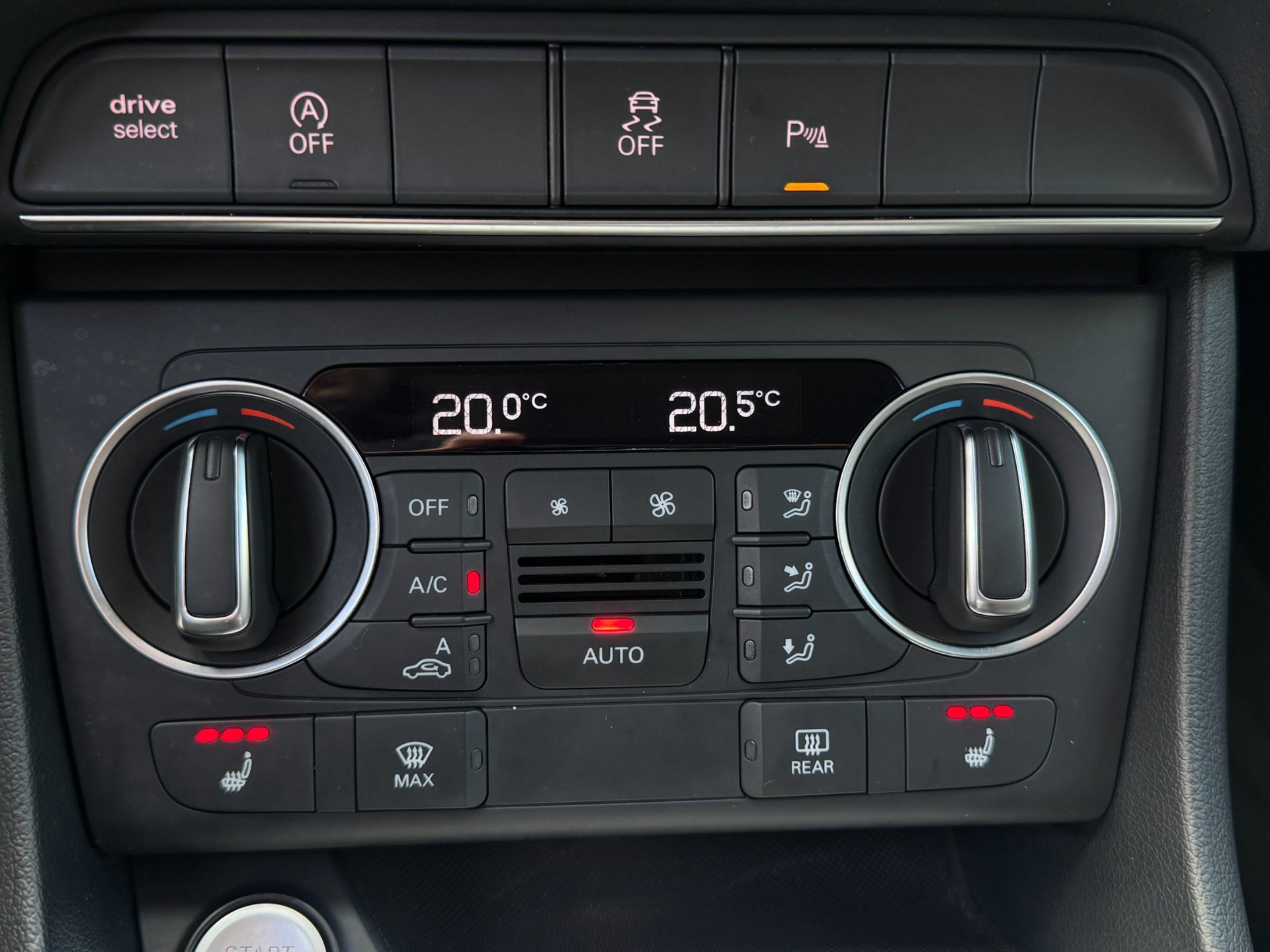 Audi Q3 1.4 TFSI CoD Design Pro Line (2017), foto 29