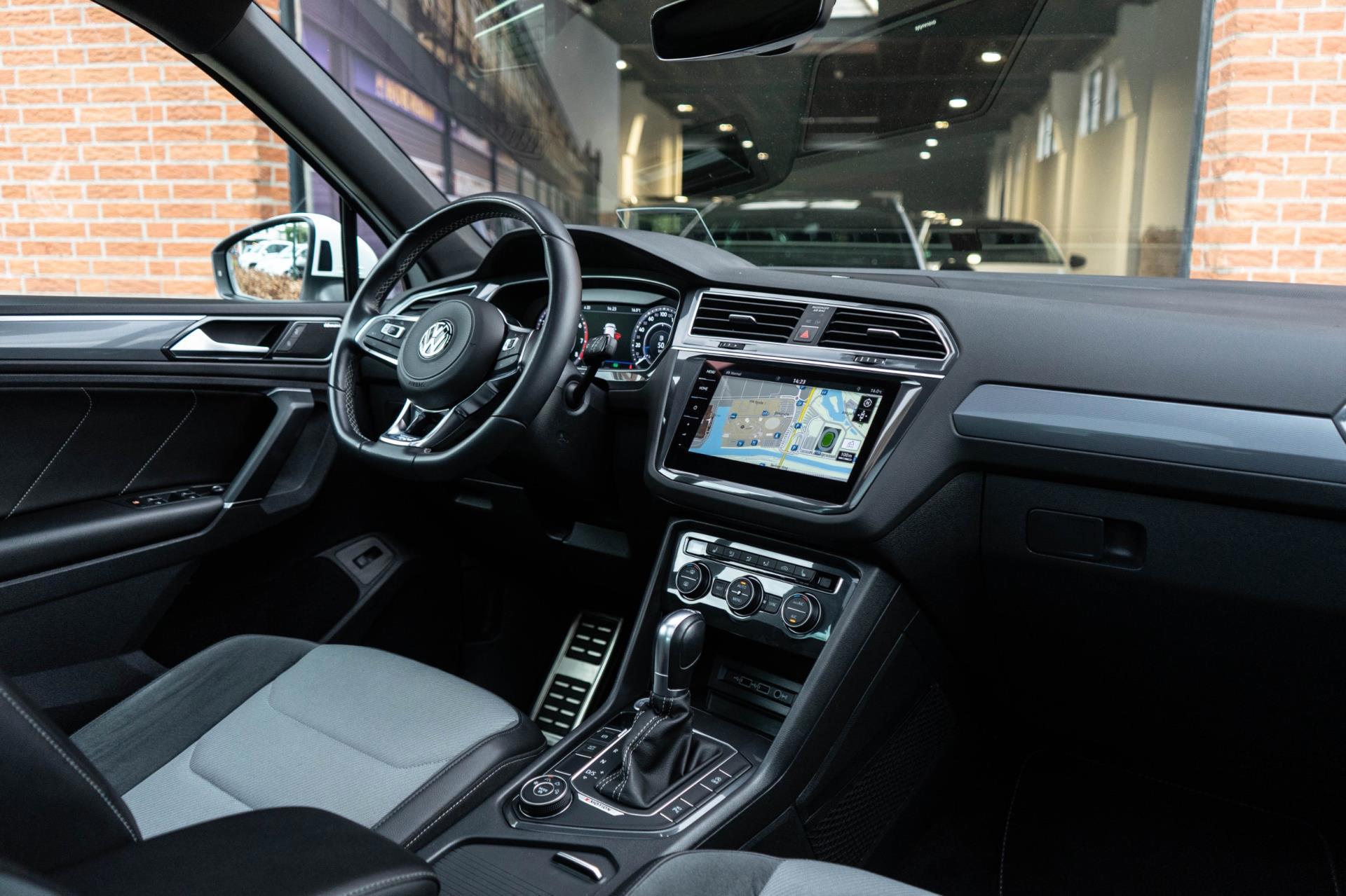 Volkswagen Tiguan 2.0 220PK TSI 4Motion R-Line (2018), foto 5