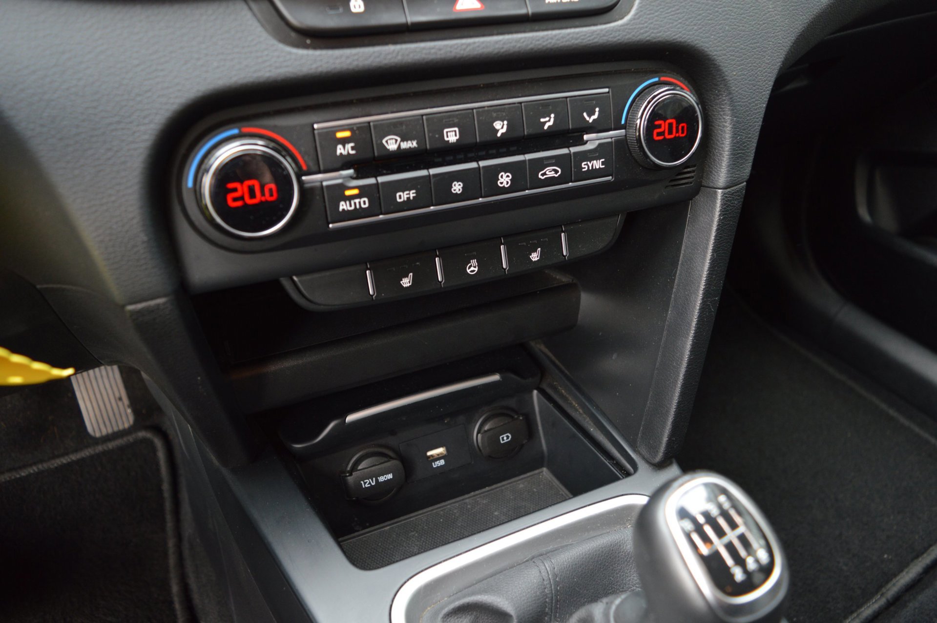 Kia Ceed Sportswagon 1.0 T-GDi (2022), foto 18
