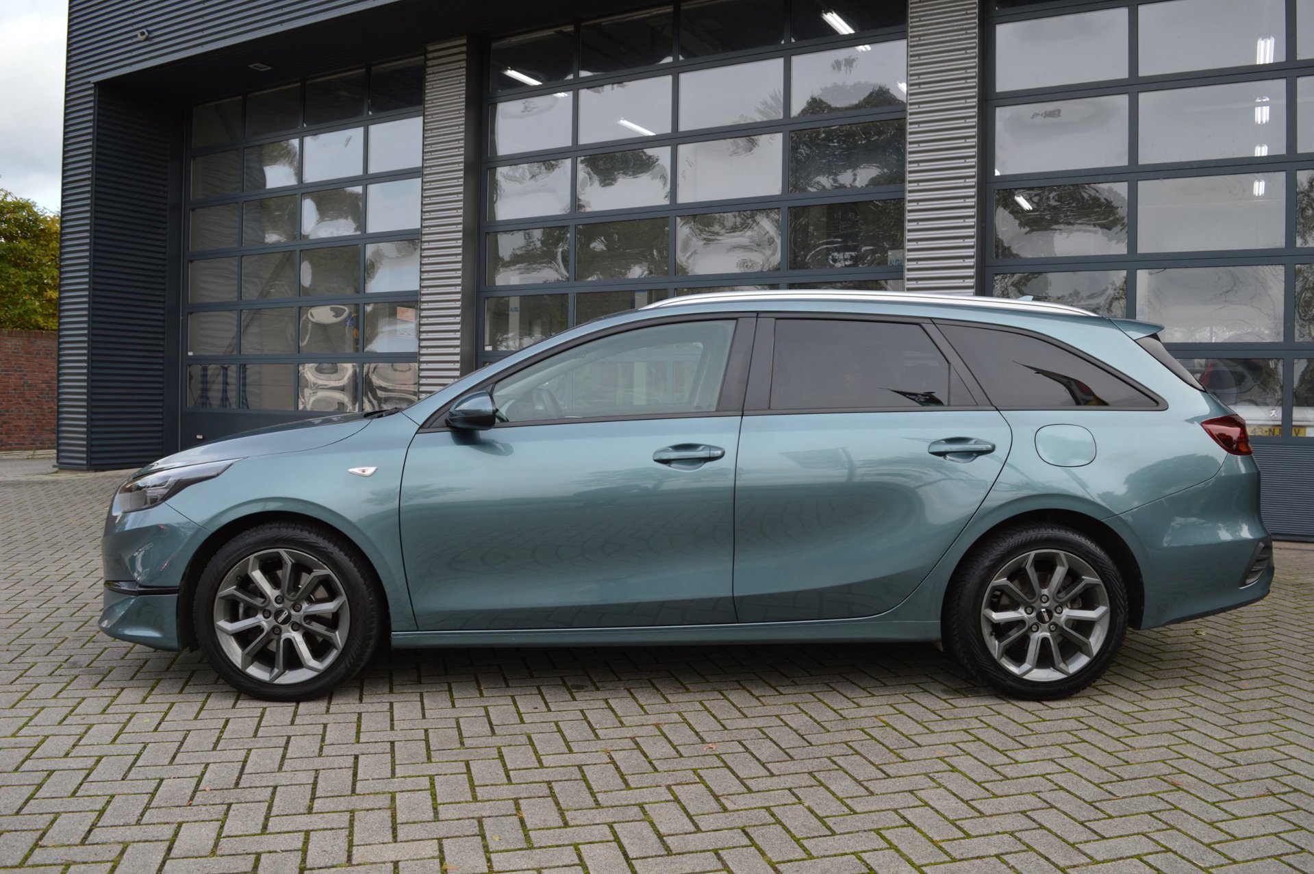 Kia Ceed Sportswagon 1.0 T-GDi (2022), foto 3