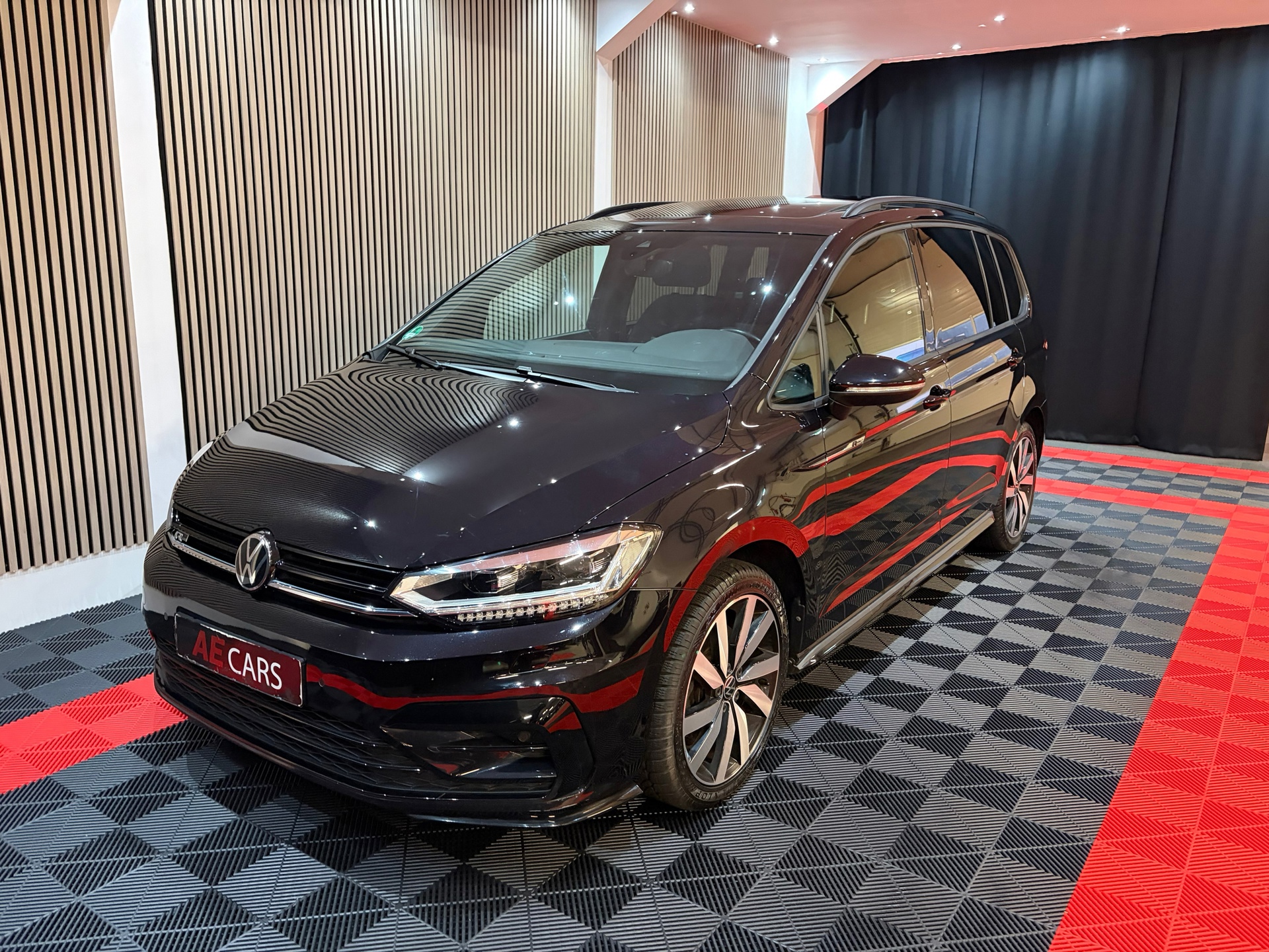 Volkswagen Touran 1.5 TSI Highline Executive R-Line-pakket 7p (2022), foto 11