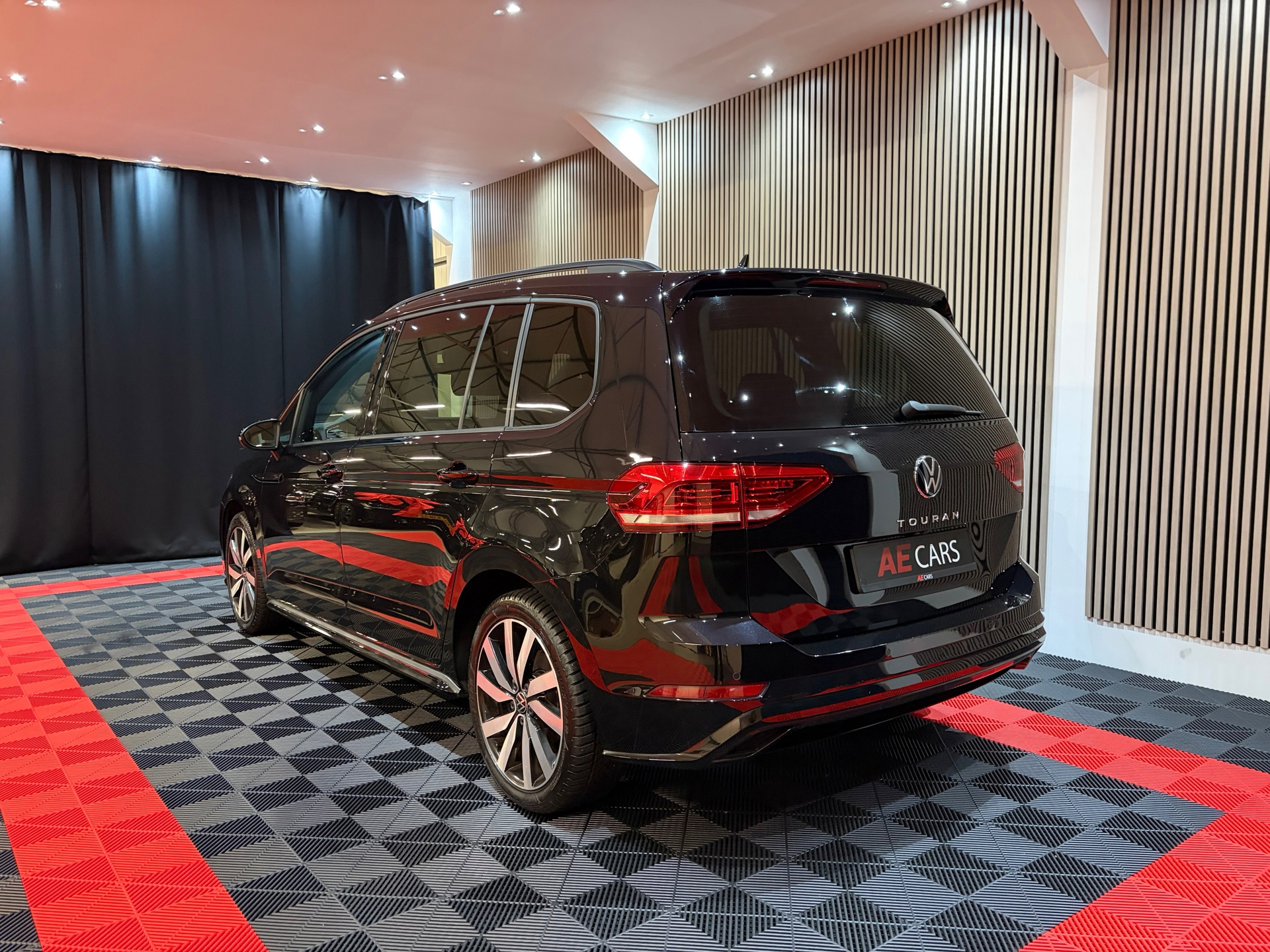 Volkswagen Touran 1.5 TSI Highline Executive R-Line-pakket 7p (2022), foto 15