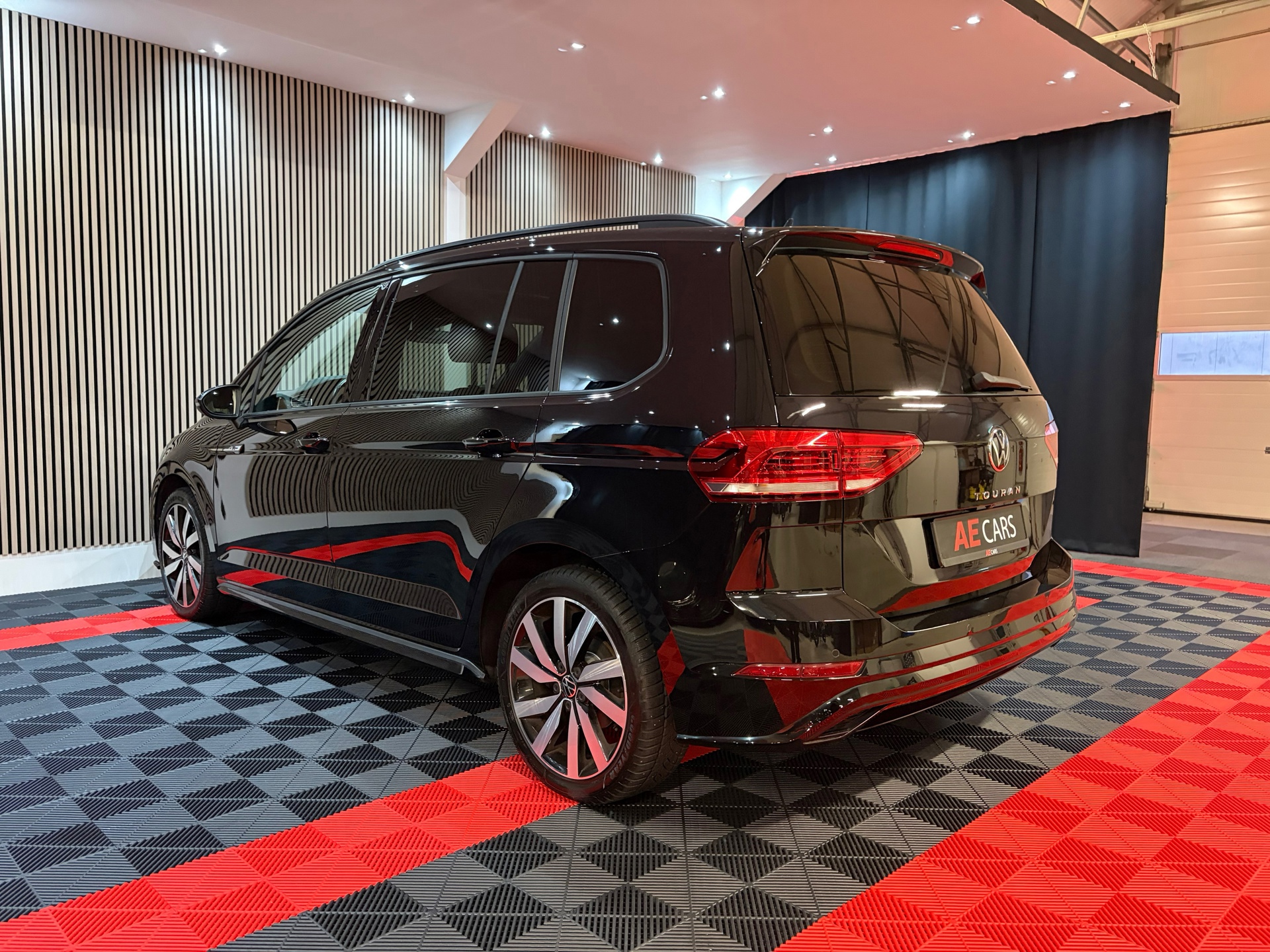 Volkswagen Touran 1.5 TSI Highline Executive R-Line-pakket 7p (2022), foto 19