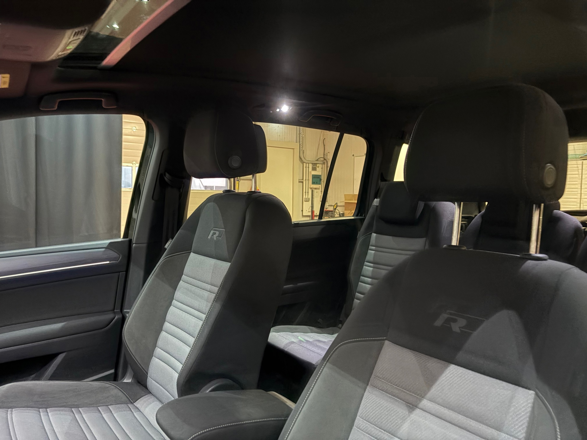 Volkswagen Touran 1.5 TSI Highline Executive R-Line-pakket 7p (2022), foto 21