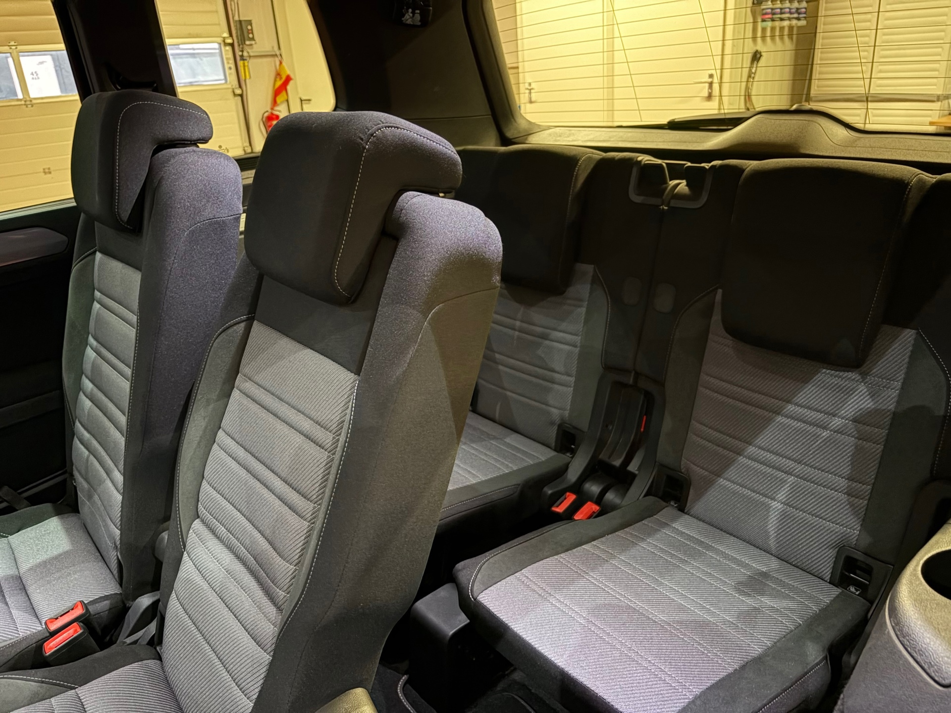 Volkswagen Touran 1.5 TSI Highline Executive R-Line-pakket 7p (2022), foto 24