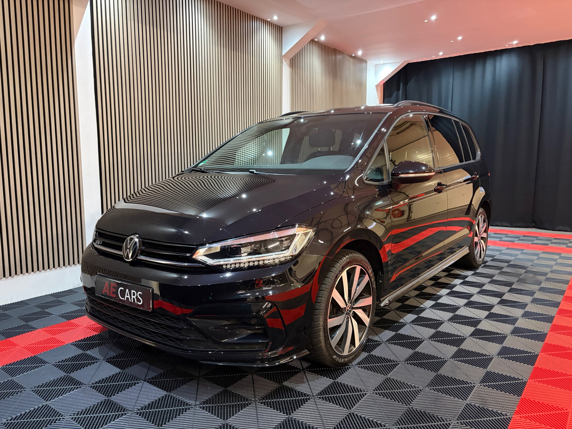 Volkswagen Touran 1.5 TSI Highline Executive R-Line-pakket 7p (2022), foto 10