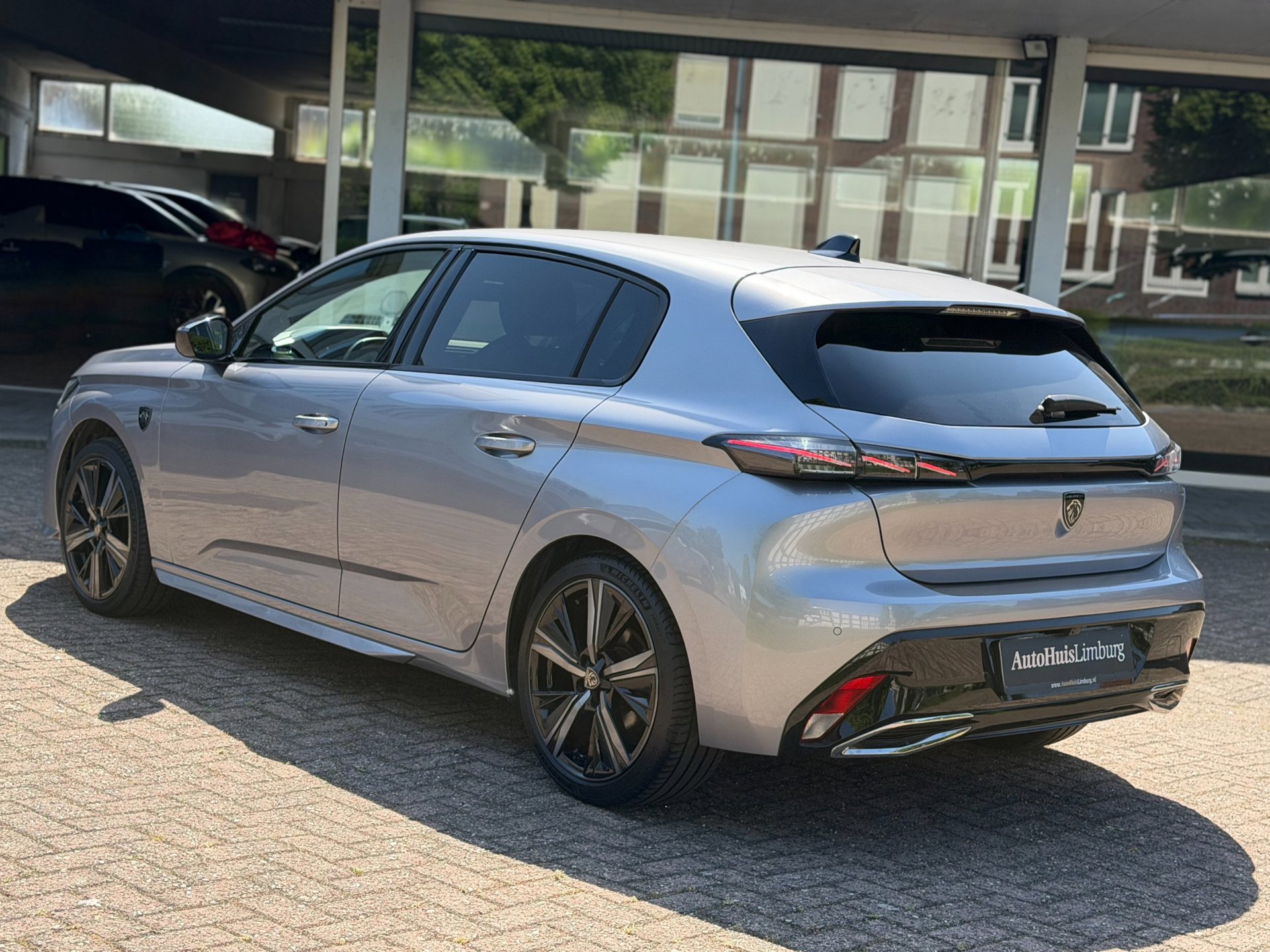 Peugeot 308 1.2 PureTech GT Pack Business (2022), foto 31