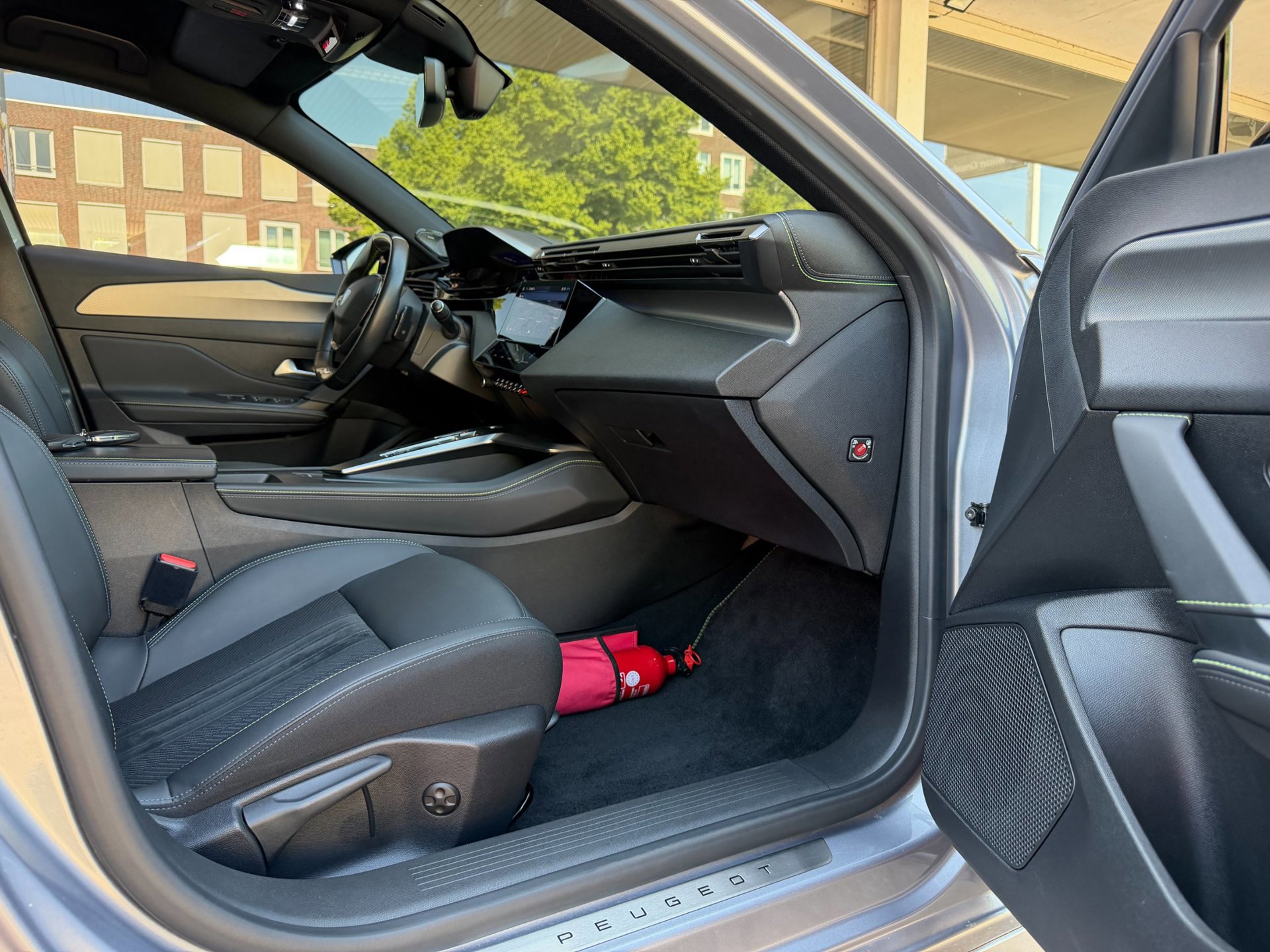 Peugeot 308 1.2 PureTech GT Pack Business (2022), foto 39