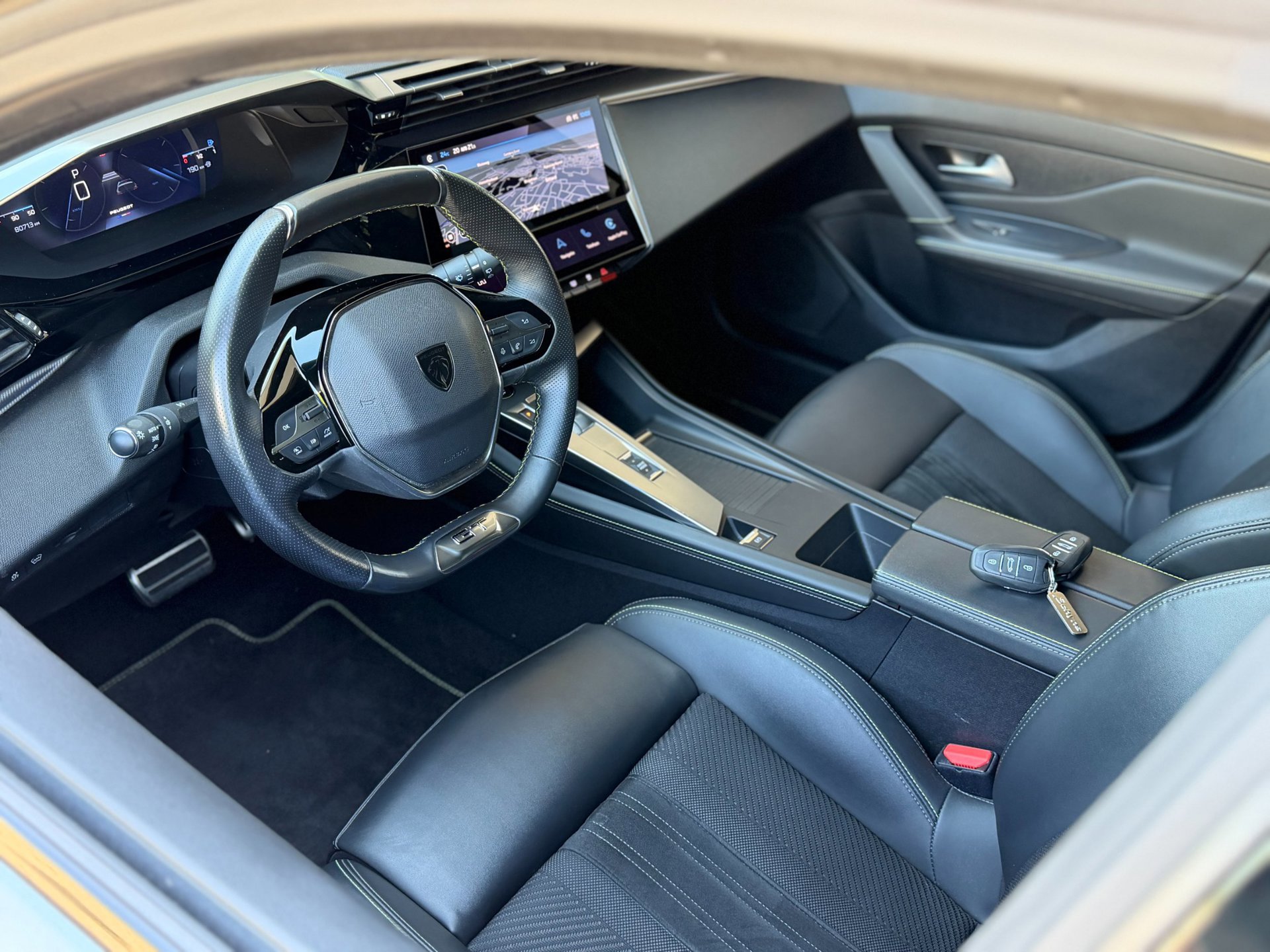 Peugeot 308 1.2 PureTech GT Pack Business (2022), foto 8