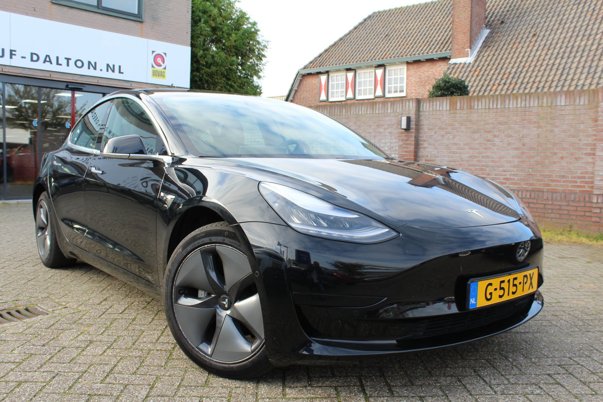 Tesla Model 3 RWD Plus 60 kWh (2019), foto 3