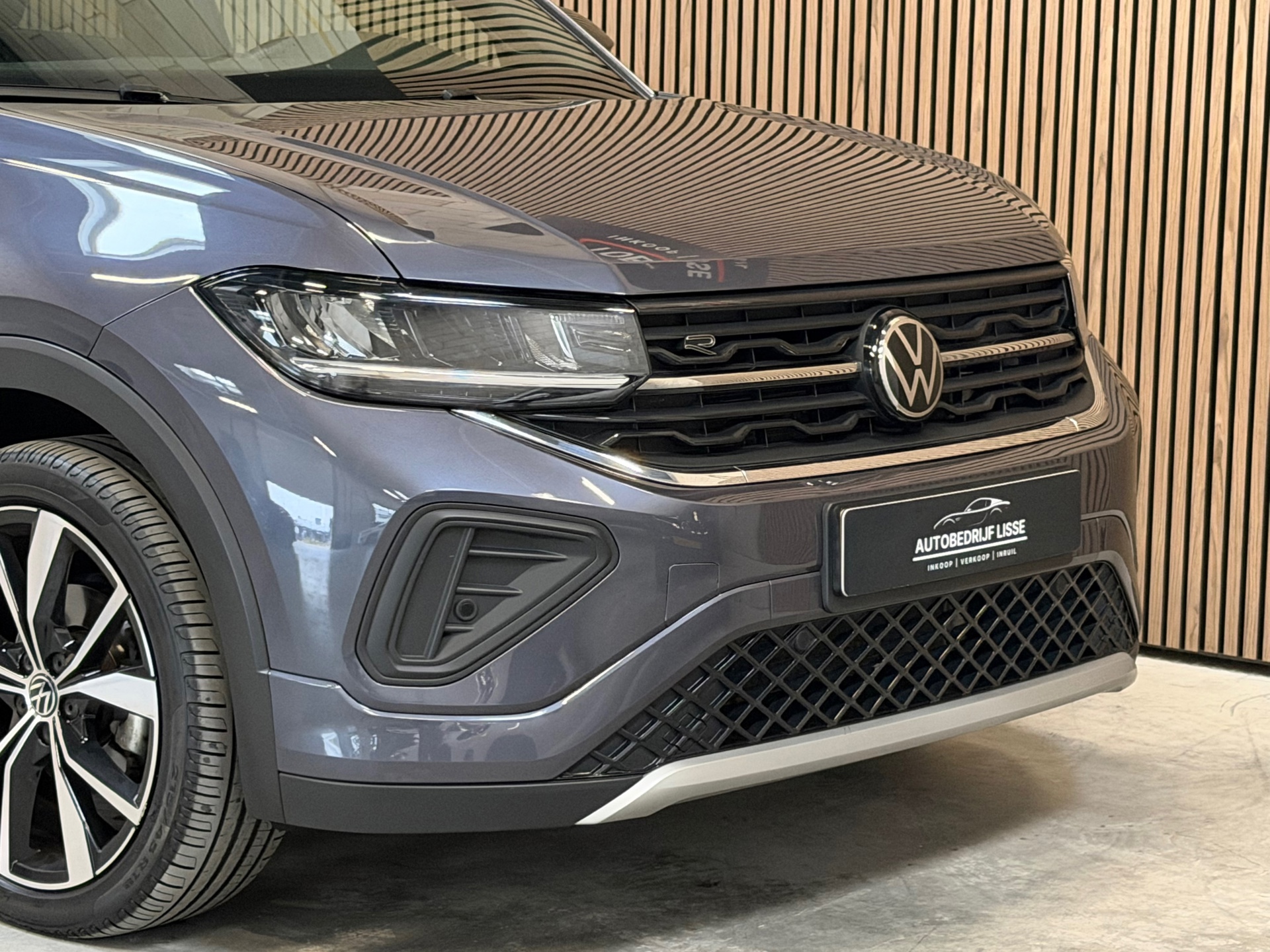 Volkswagen T-Cross 1.0 TSI R-Line (2024), foto 22