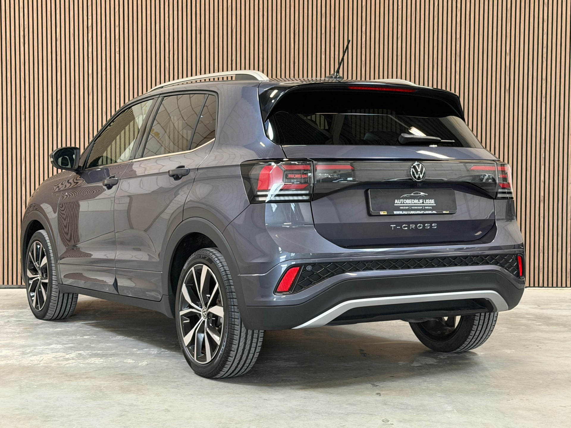 Volkswagen T-Cross 1.0 TSI R-Line (2024), foto 27