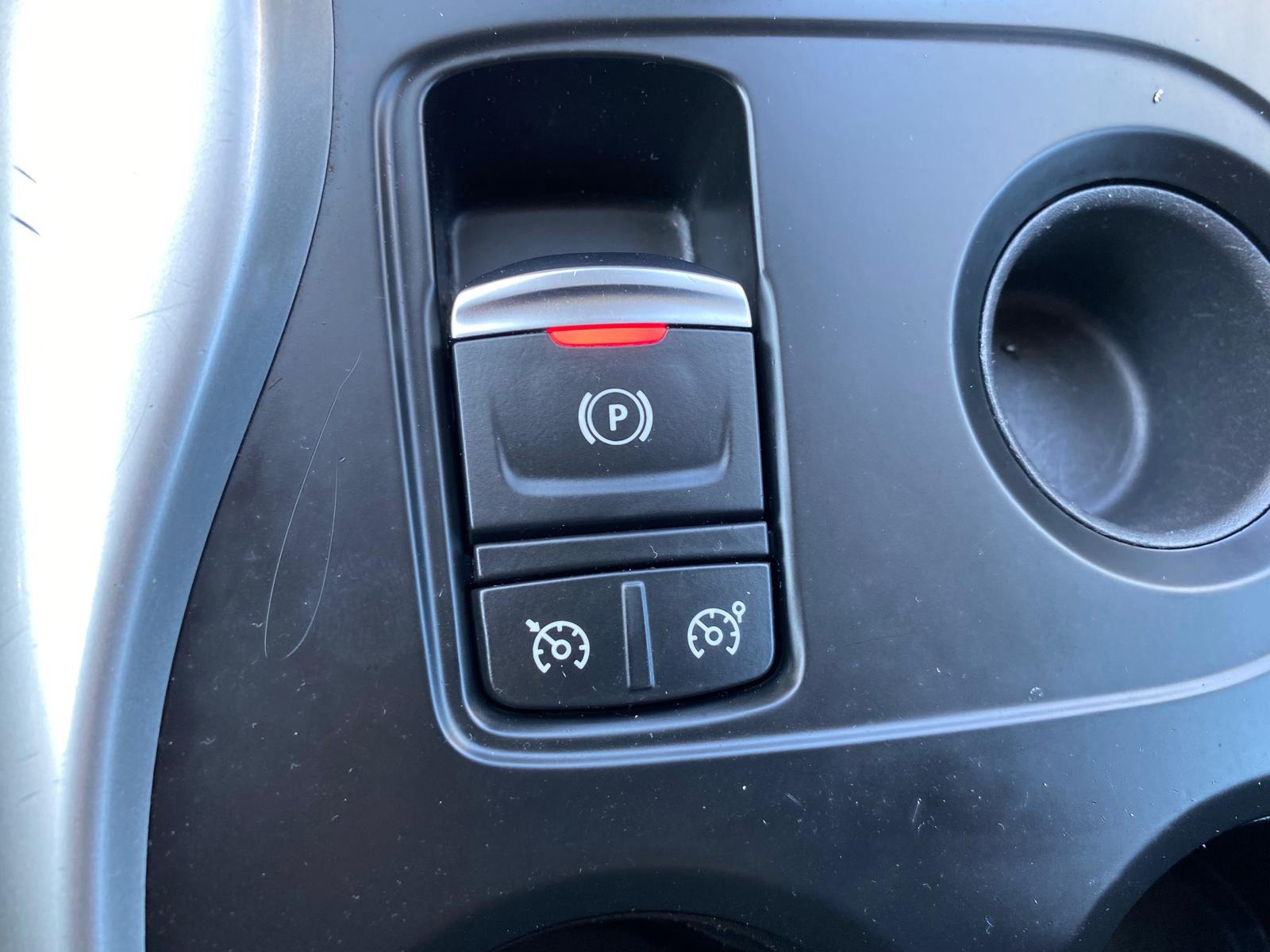 Renault Kadjar 1.2 TCe Intens MPV (2018), foto 27