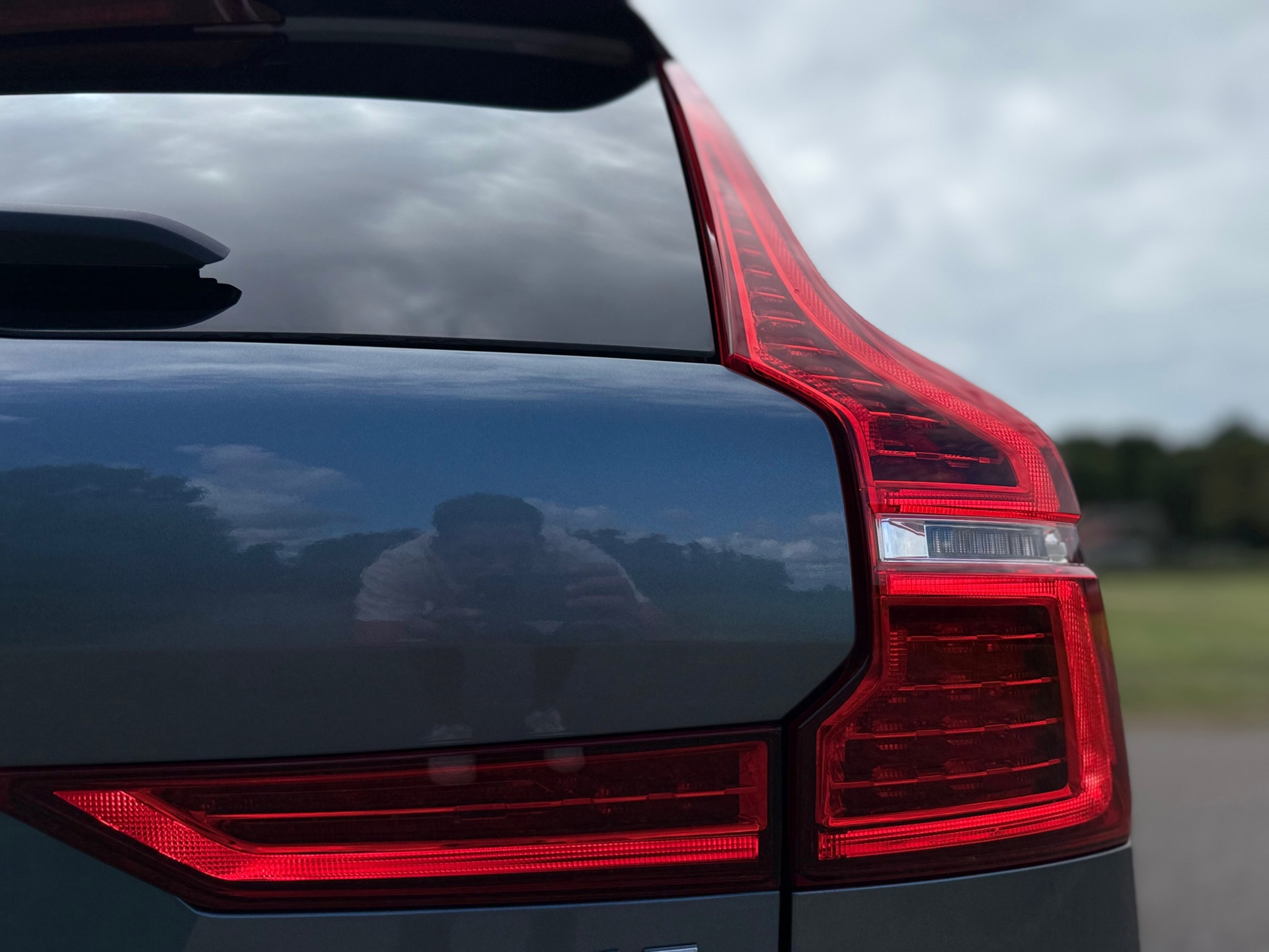 Volvo XC60 2.0 T4 R-Design (2019), foto 22