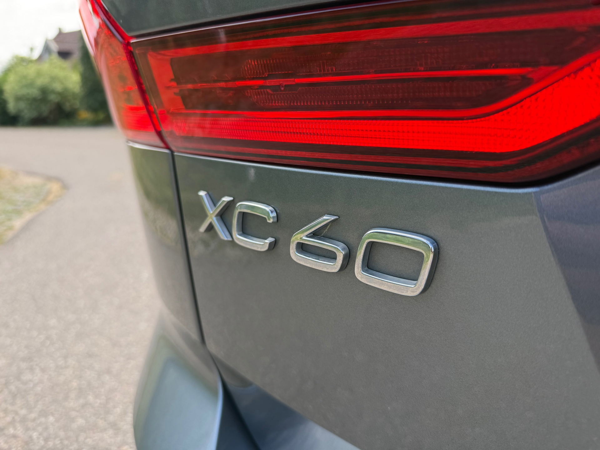 Volvo XC60 2.0 T4 R-Design (2019), foto 25