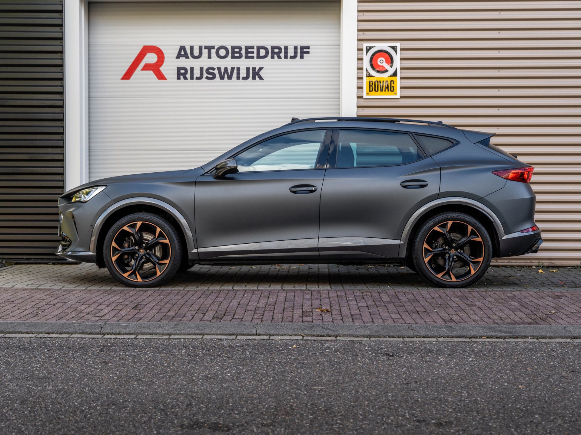 CUPRA Formentor 2.0 TSI 4DRIVE (2022), foto 2