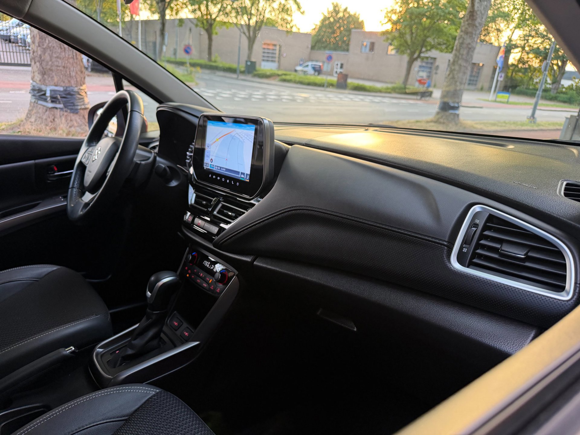 Suzuki S-Cross 1.5 Hybrid Style (2023), foto 27