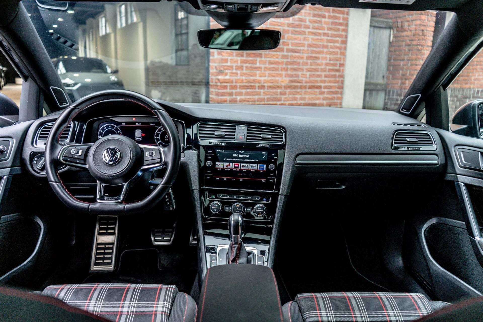 Volkswagen Golf 2.0 TSI GTI Performance (2019), foto 14