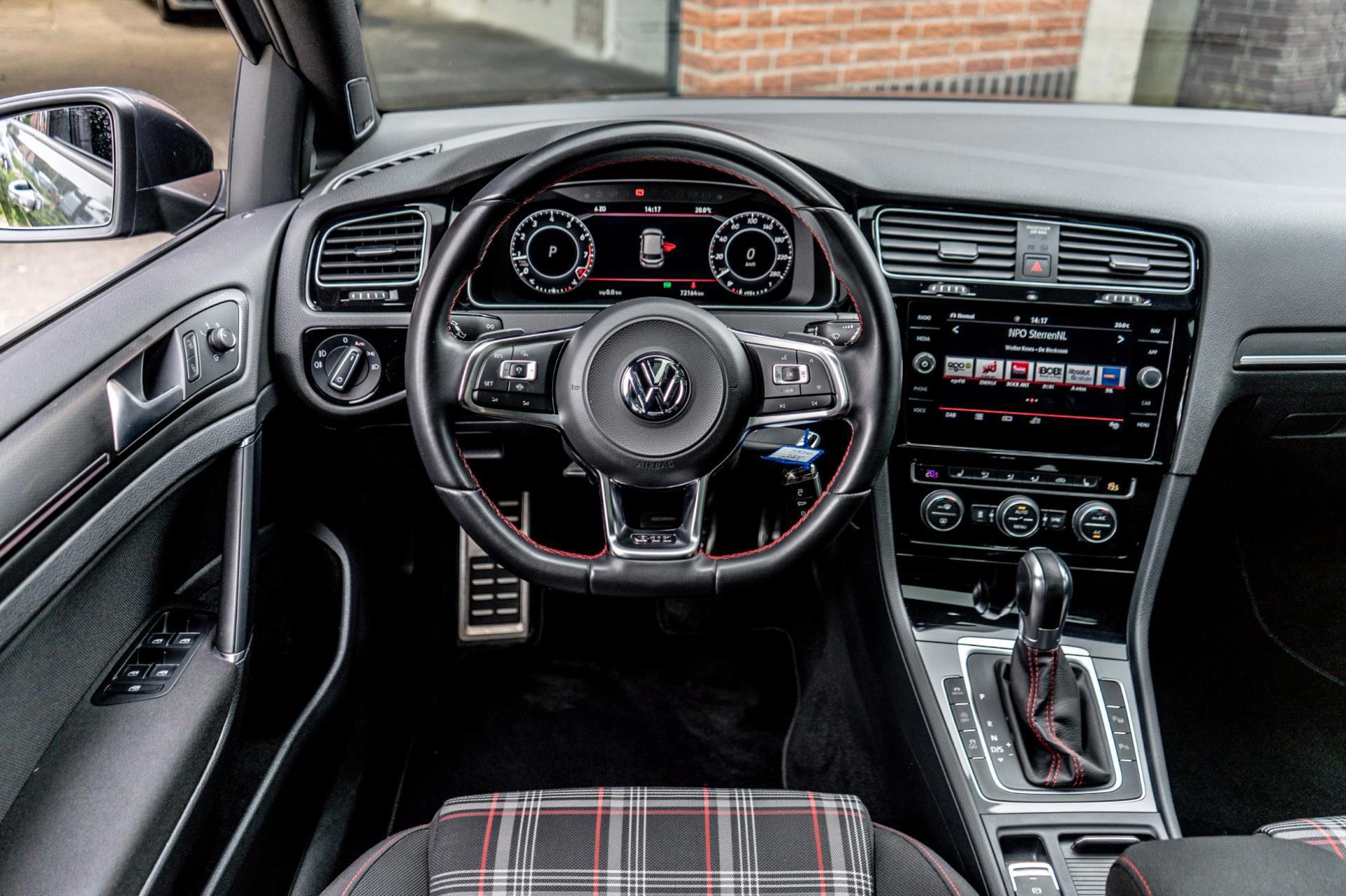Volkswagen Golf 2.0 TSI GTI Performance (2019), foto 16