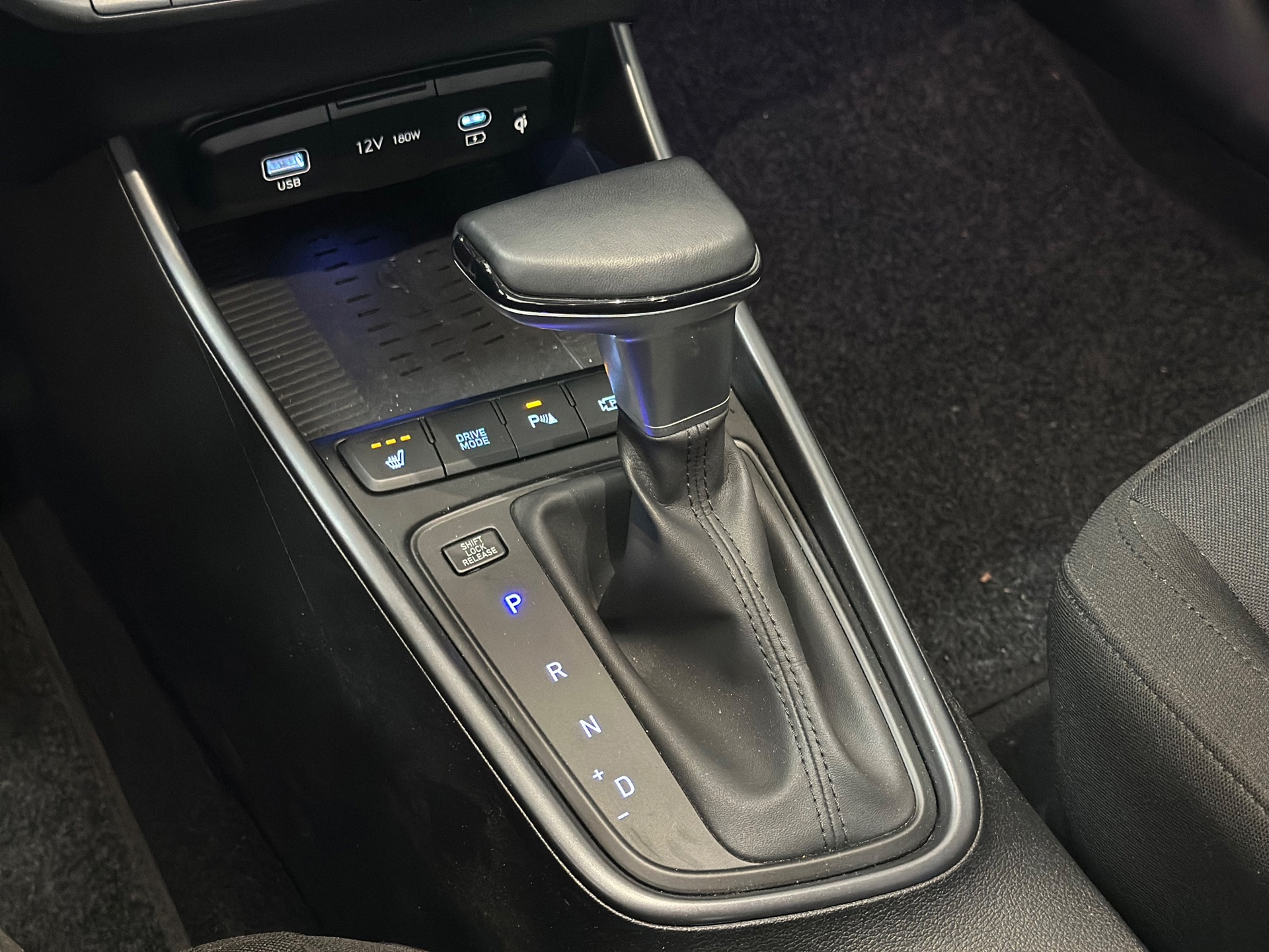 Hyundai I20 1.0 T-GDI Comfort (2024), foto 17