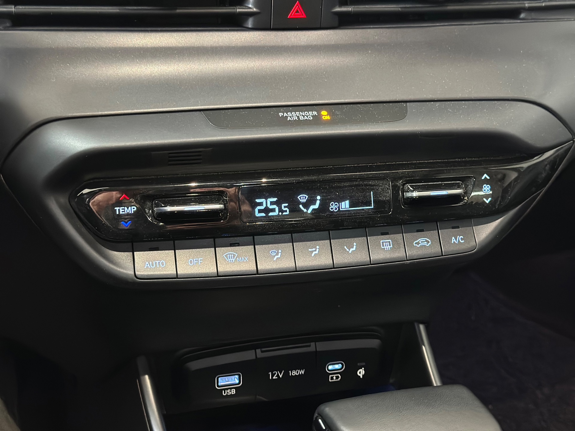Hyundai I20 1.0 T-GDI Comfort (2024), foto 22