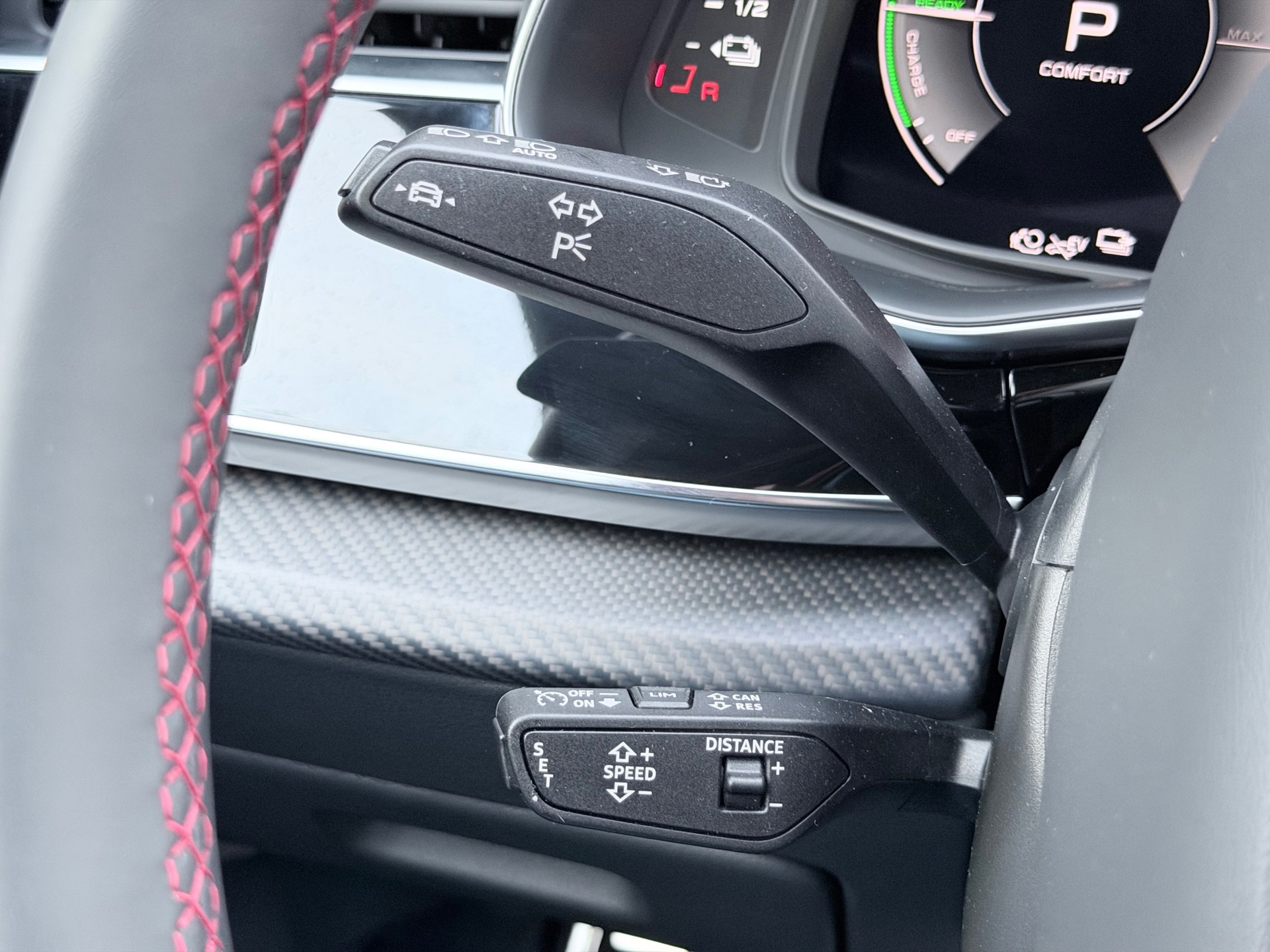 Audi Q8 55 TFSI e quattro Pro Line S Competition (2026), foto 21