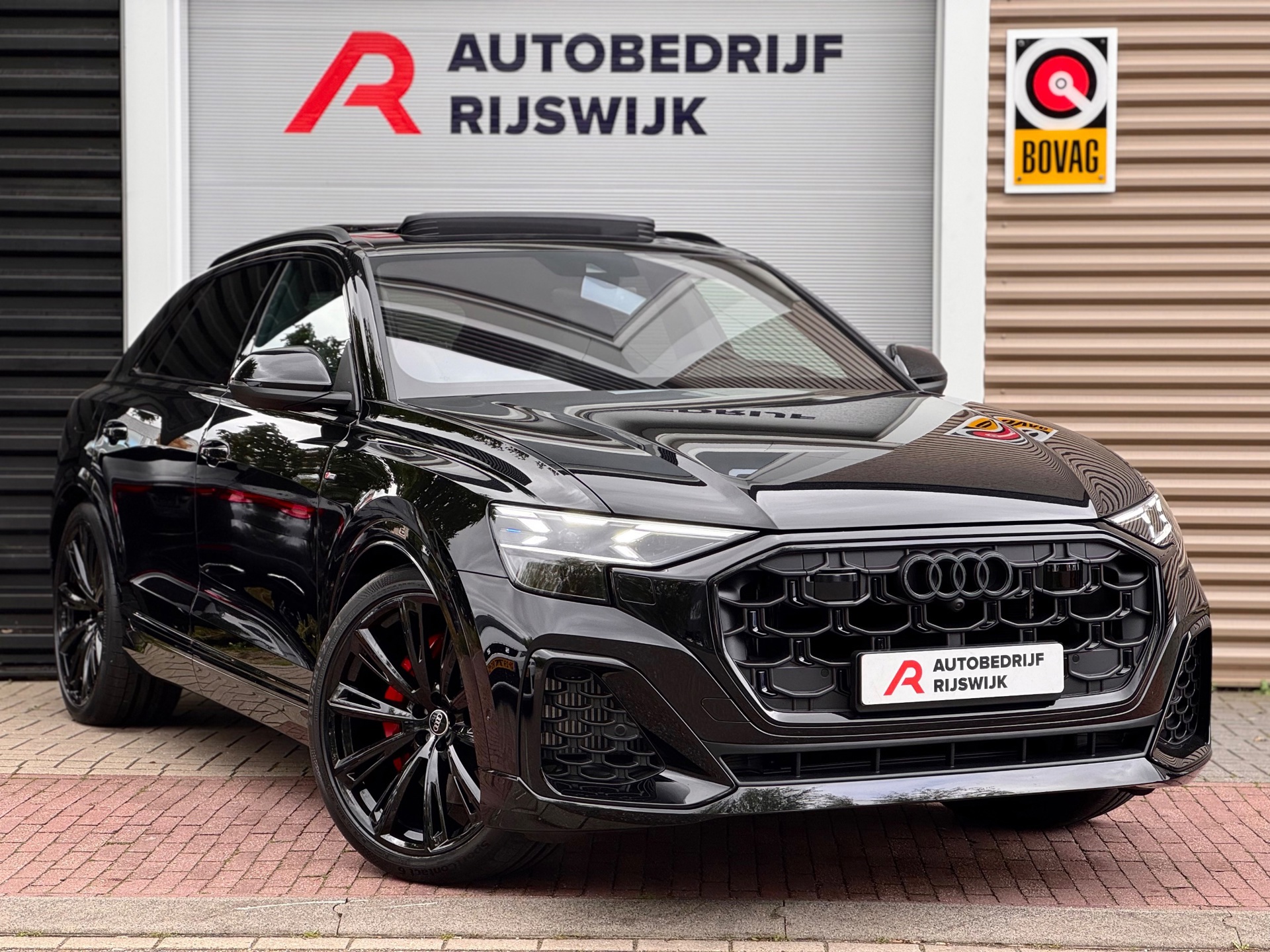 Audi Q8 55 TFSI e quattro Pro Line S Competition (2026), foto 6