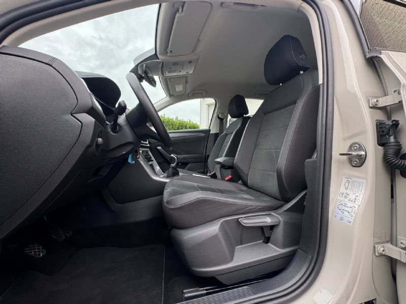 Volkswagen T-Roc 1.0 TSI Style IQ-Light (2023), foto 12