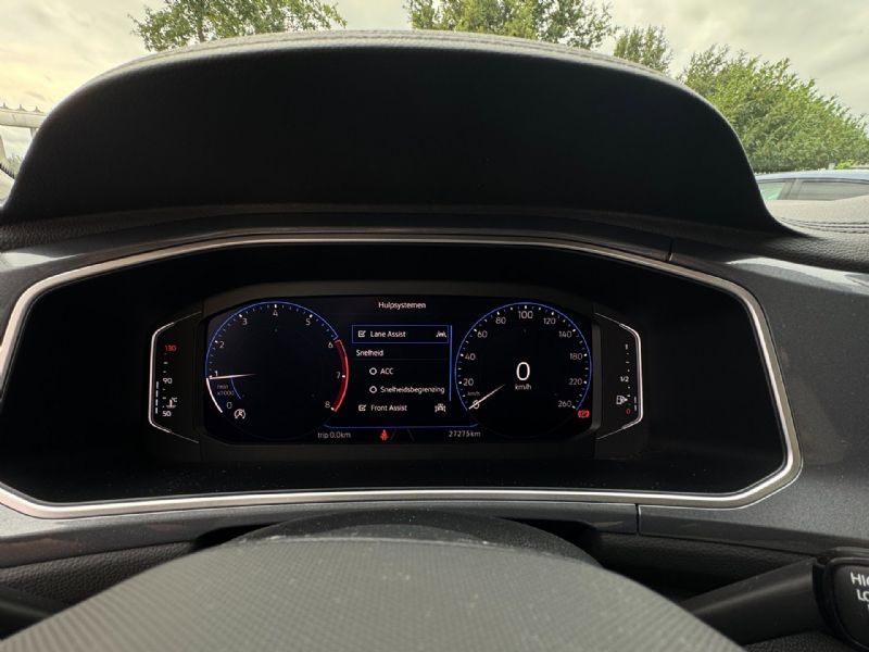 Volkswagen T-Roc 1.0 TSI Style IQ-Light (2023), foto 18