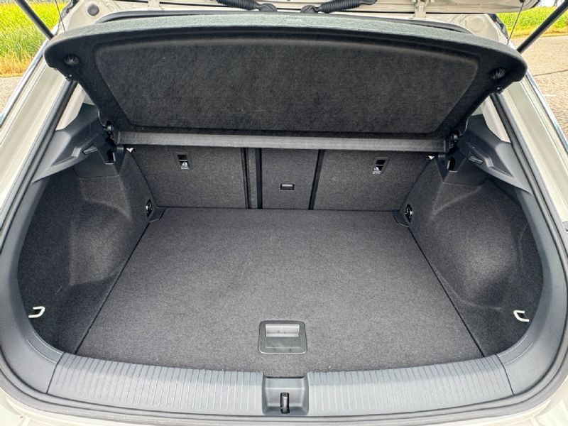 Volkswagen T-Roc 1.0 TSI Style IQ-Light (2023), foto 40