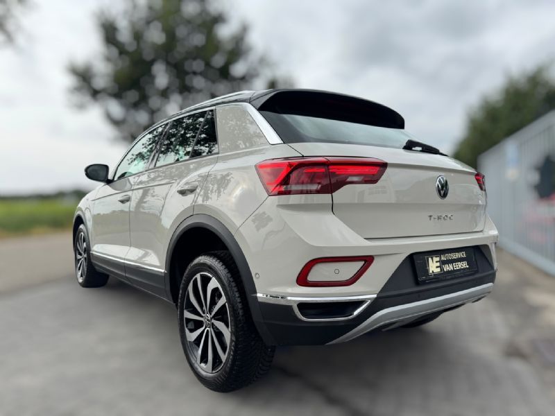 Volkswagen T-Roc 1.0 TSI Style IQ-Light (2023), foto 45