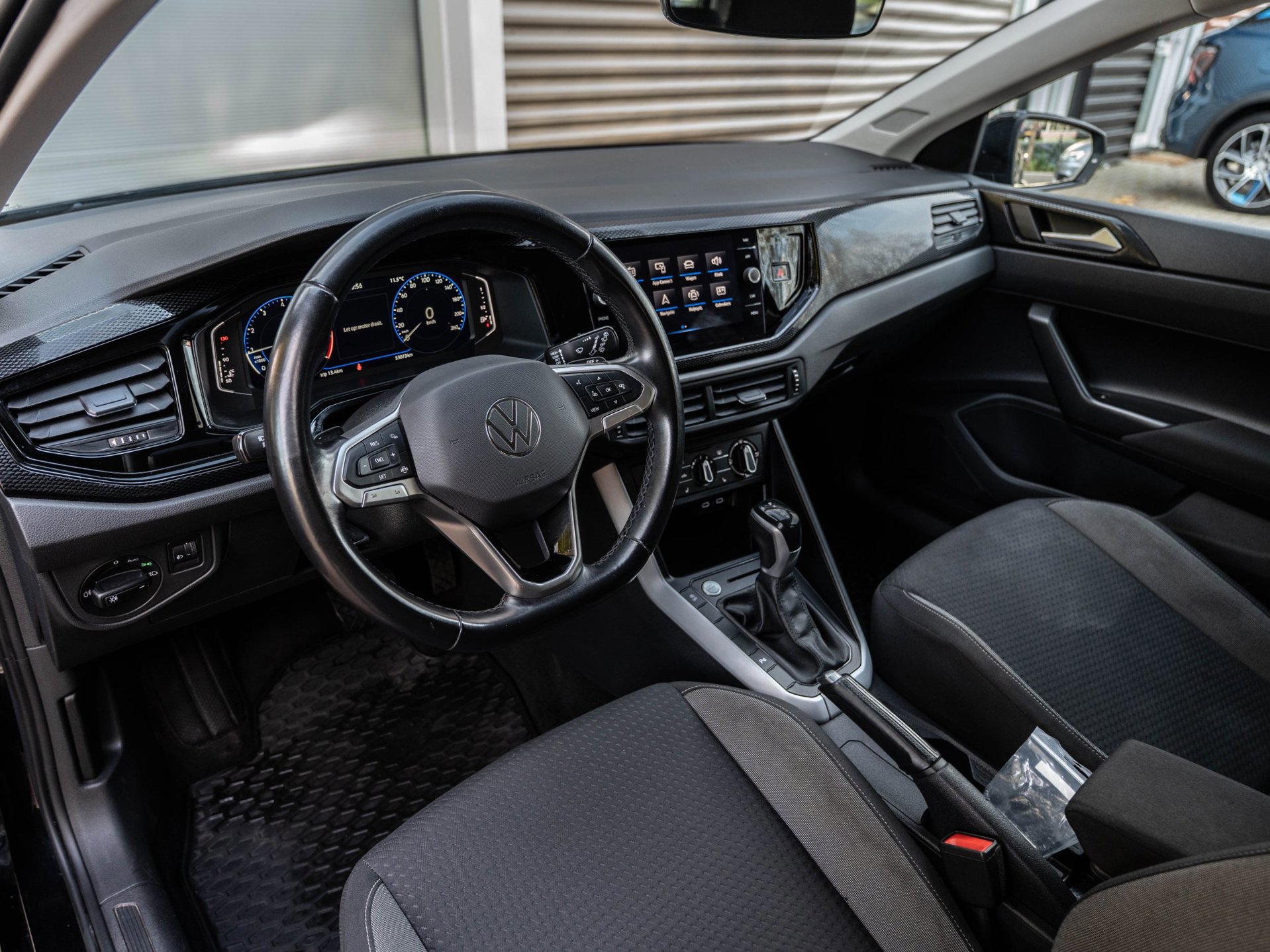 Volkswagen Polo 1.0 TSI Life (2023), foto 11