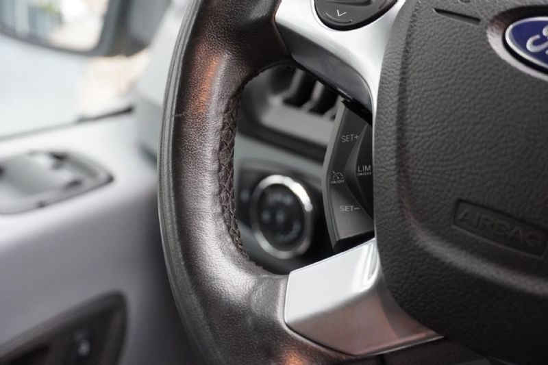 Ford Transit 350 2.0 TDCI L2H2 (2019), foto 14