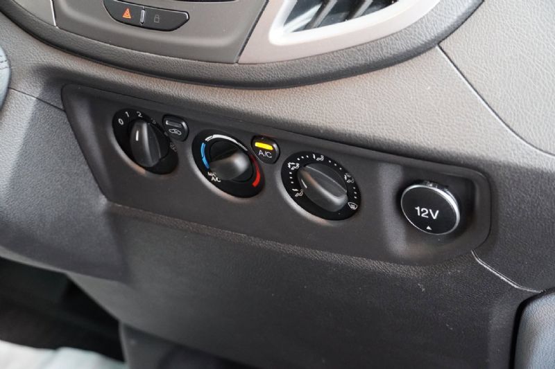 Ford Transit 350 2.0 TDCI L2H2 (2019), foto 17