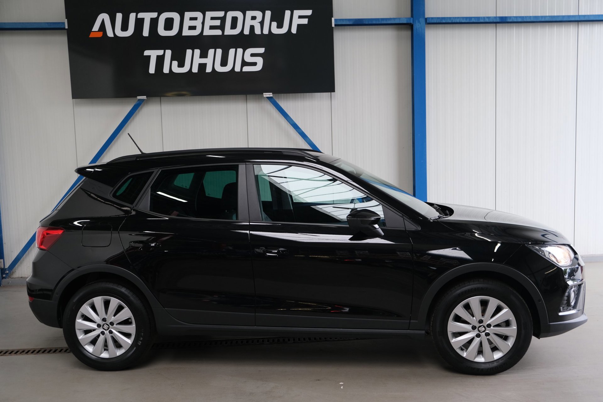 Seat Arona 1.0 TSI Style Business Intense (2021), foto 2