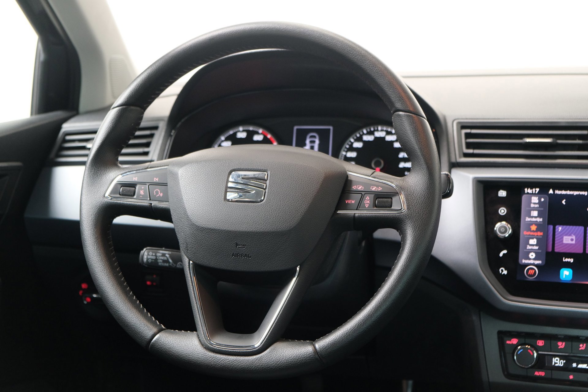 Seat Arona 1.0 TSI Style Business Intense (2021), foto 15