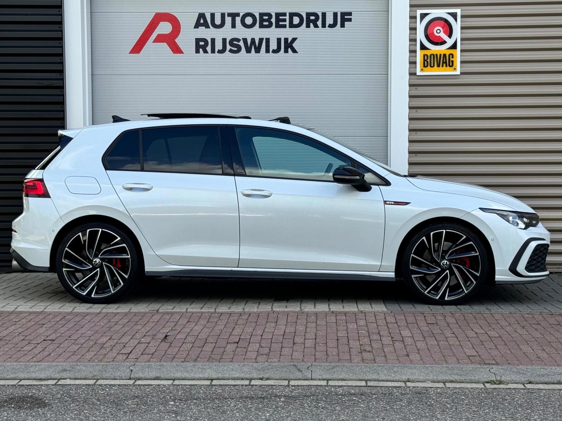 Volkswagen Golf 2.0 TSI GTI (2022), foto 5