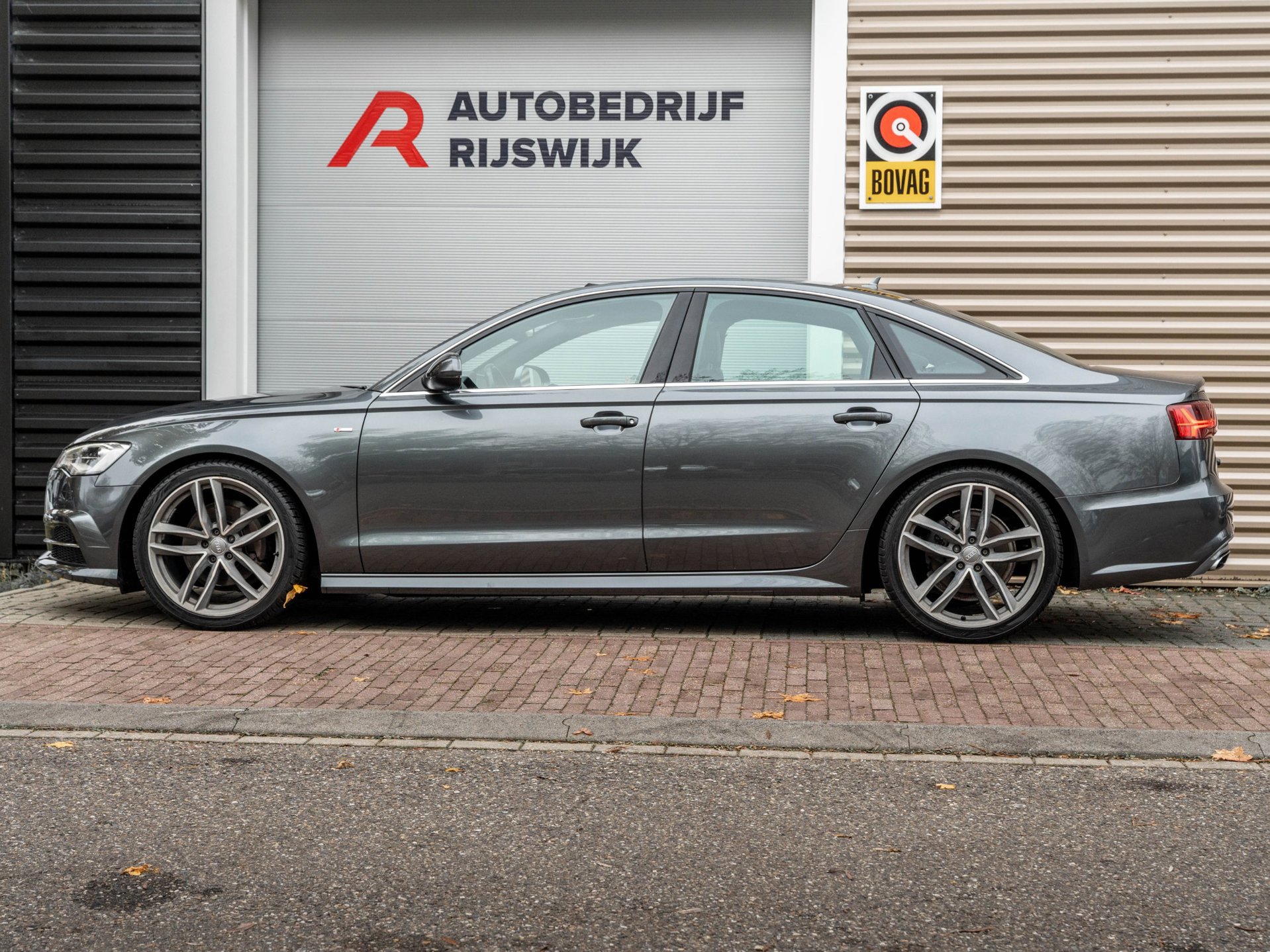 Audi A6 Limousine 1.8 TFSI S-Line Sport Dak (2016), foto 2