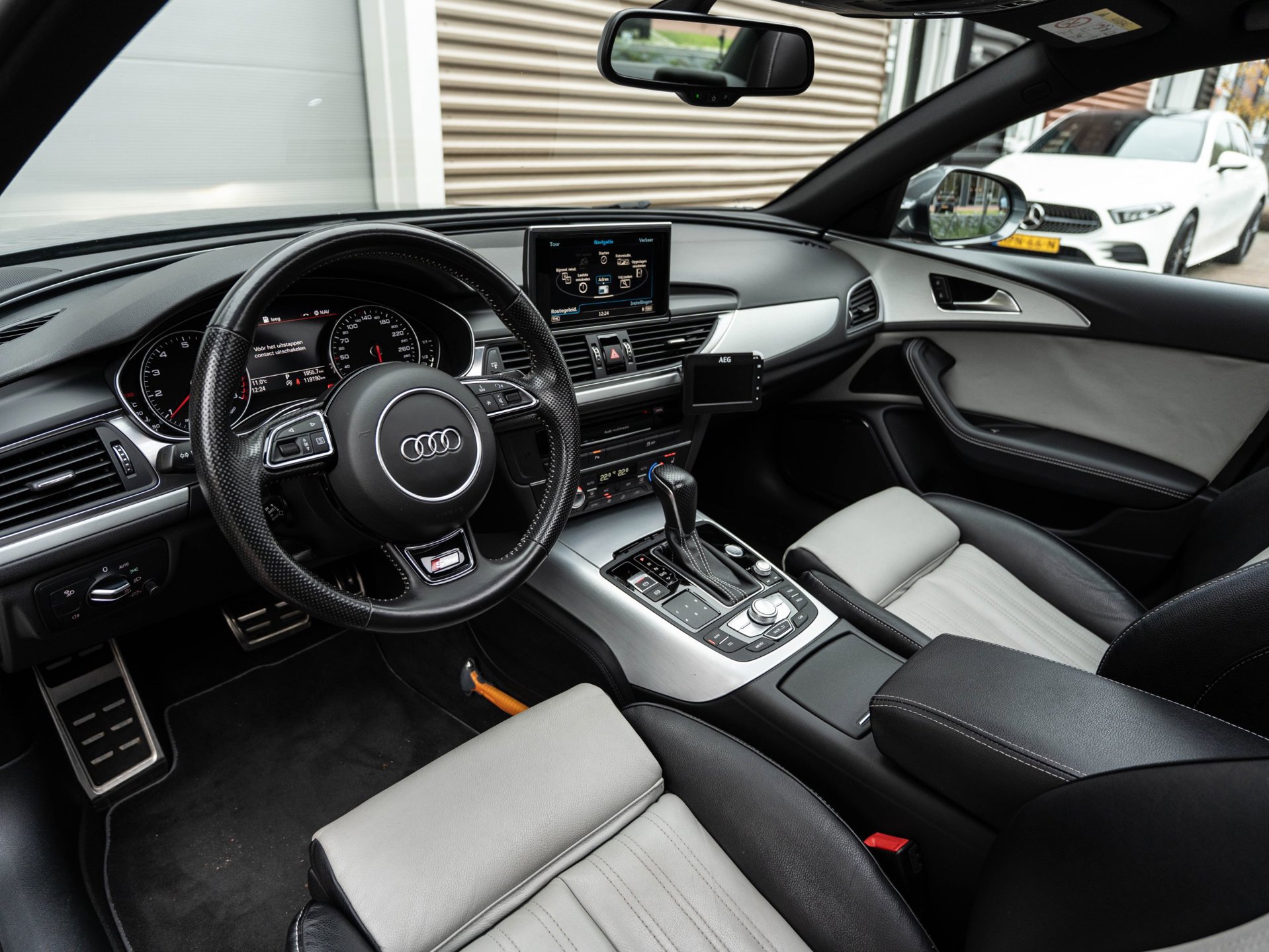 Audi A6 Limousine 1.8 TFSI S-Line Sport Dak (2016), foto 15