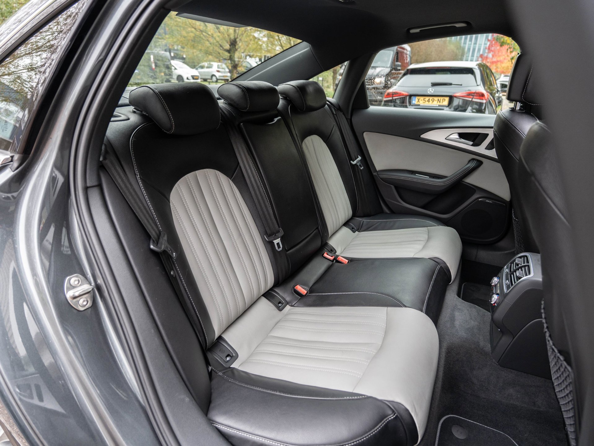 Audi A6 Limousine 1.8 TFSI S-Line Sport Dak (2016), foto 18