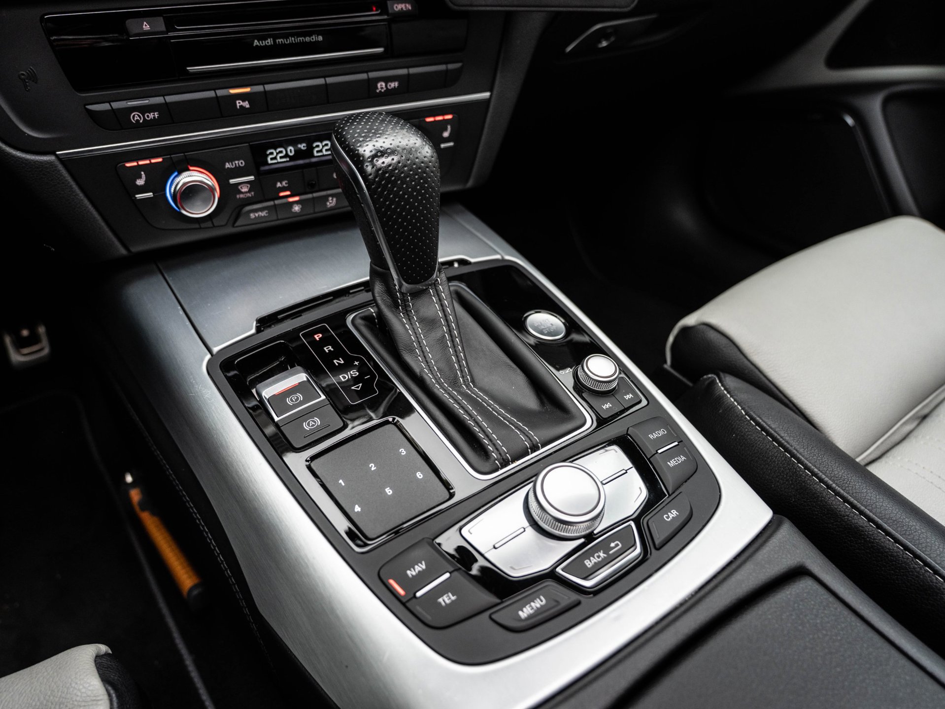 Audi A6 Limousine 1.8 TFSI S-Line Sport Dak (2016), foto 28
