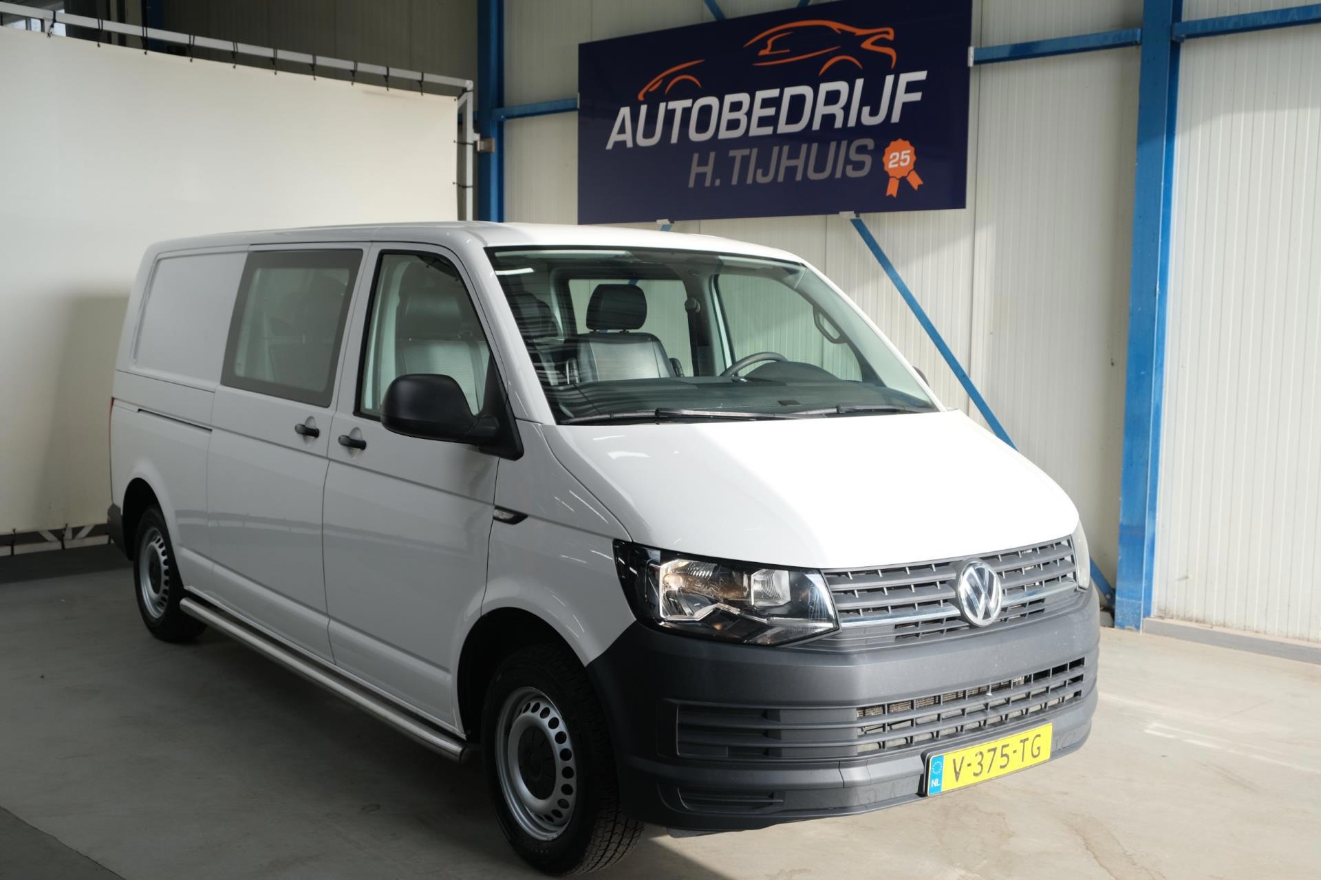 Volkswagen Transporter 2.0 TDI L2H1 DC Comfortline (2018), foto 1