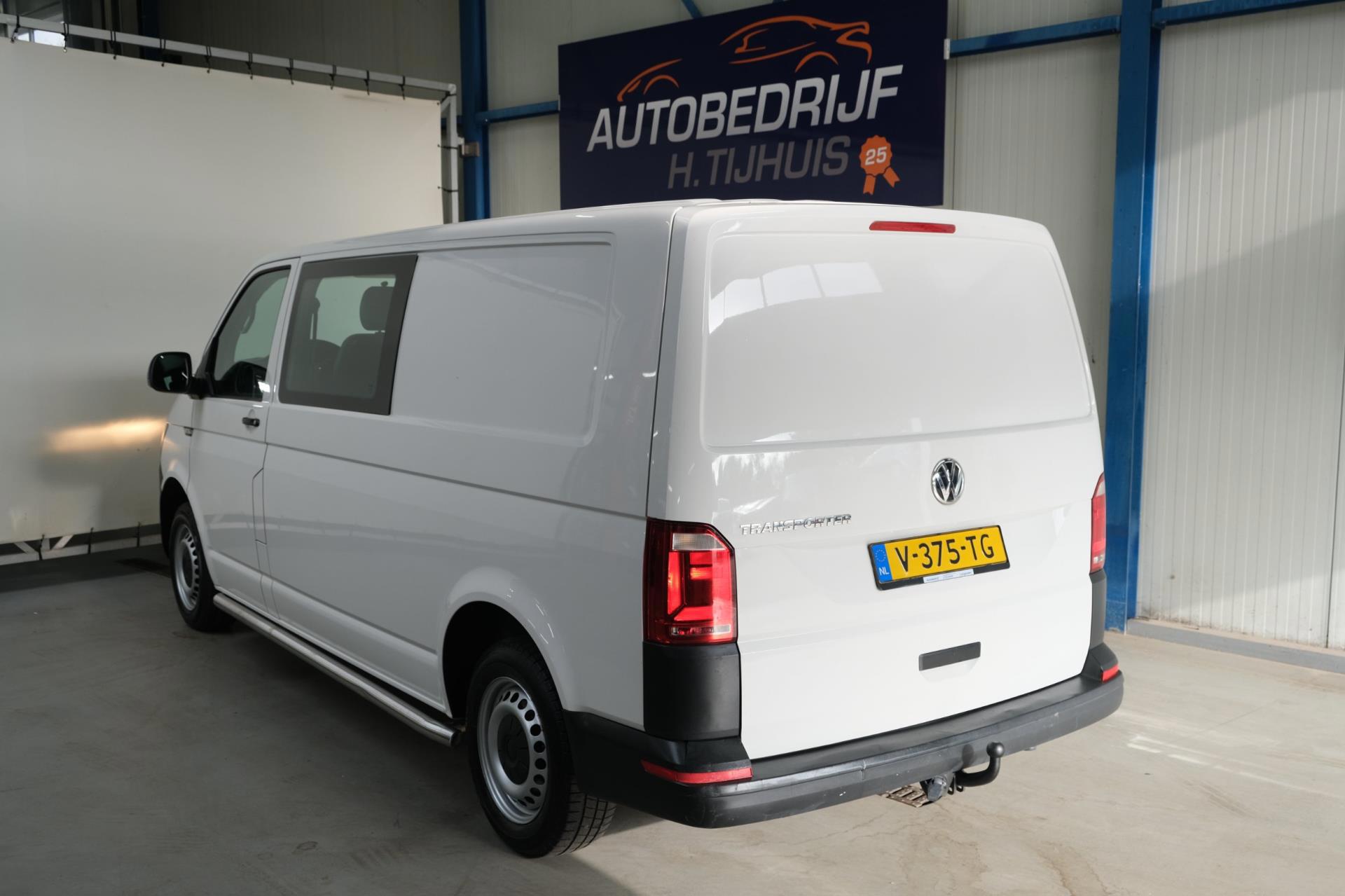Volkswagen Transporter 2.0 TDI L2H1 DC Comfortline (2018), foto 5