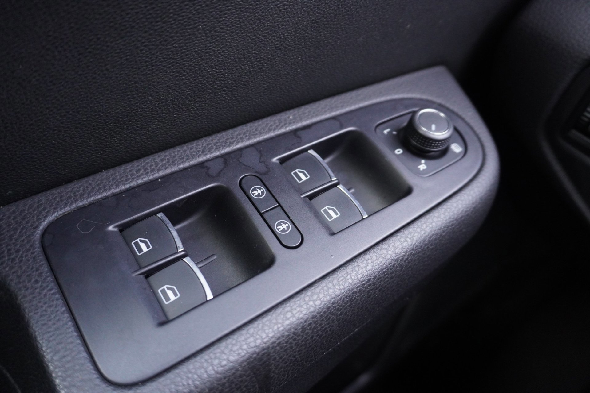 Seat Alhambra 1.4 TSI FR 7P (2019), foto 13