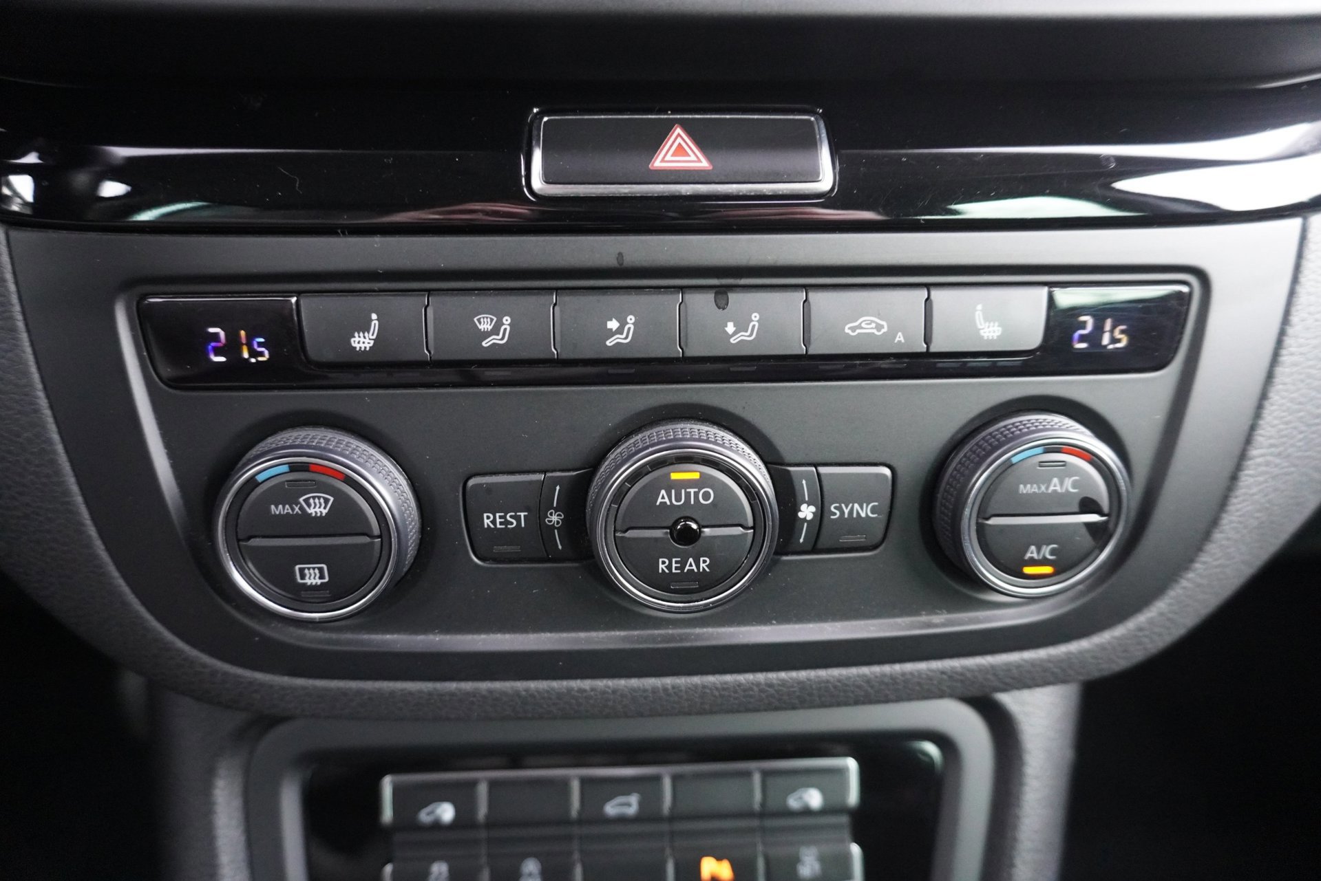 Seat Alhambra 1.4 TSI FR 7P (2019), foto 20