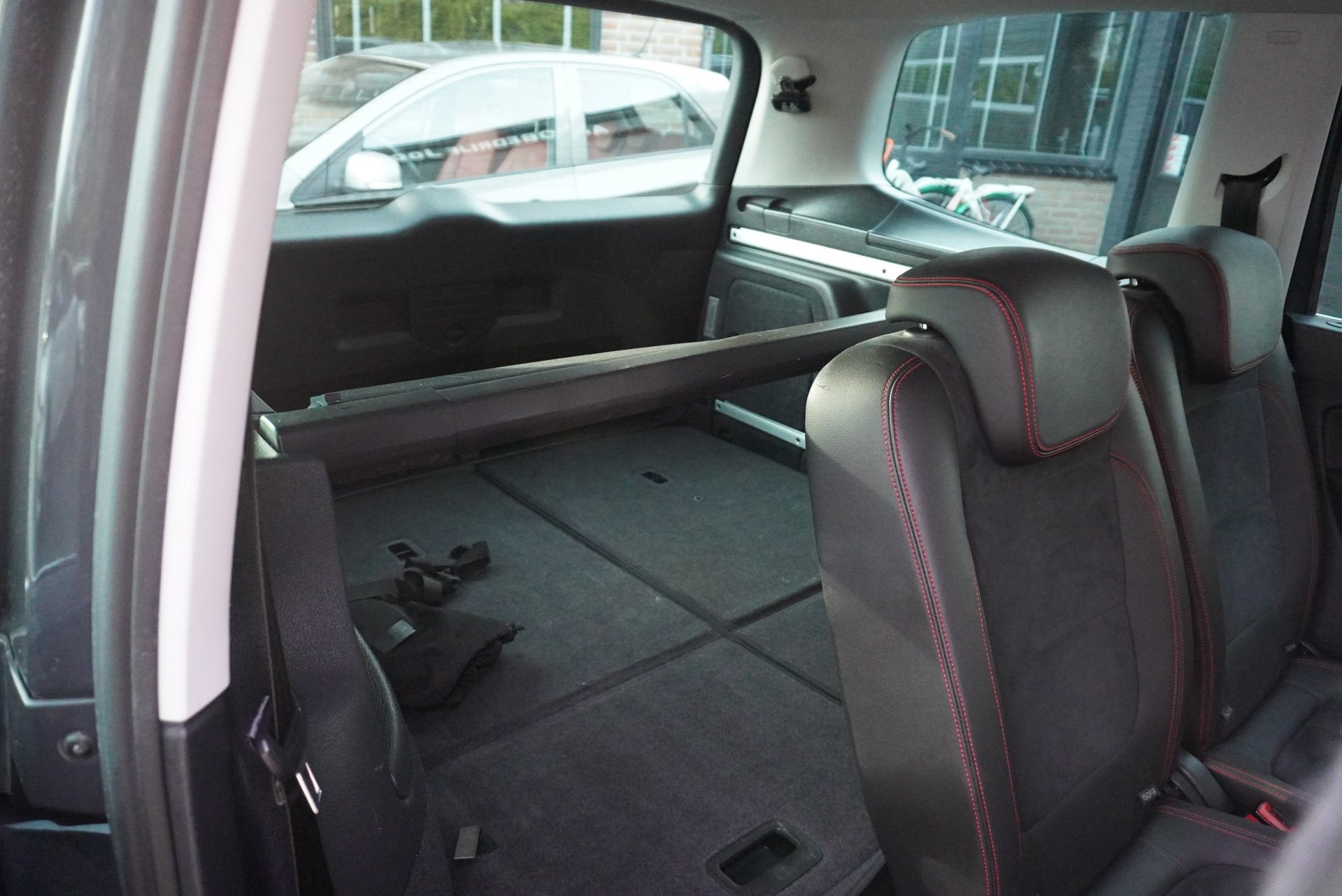 Seat Alhambra 1.4 TSI FR 7P (2019), foto 9