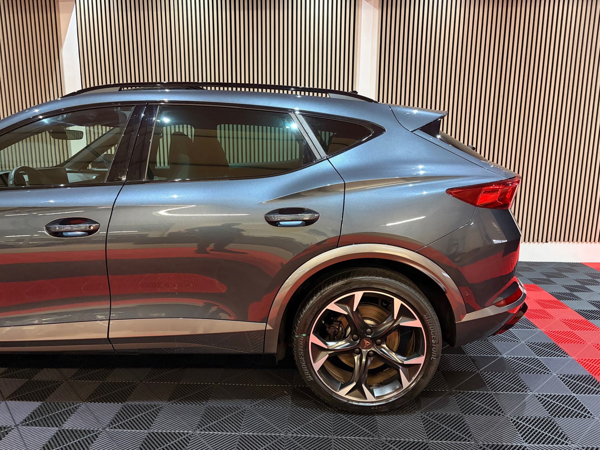 CUPRA Formentor 1.4 e-Hybrid VZ Copper Edition (2023), foto 14