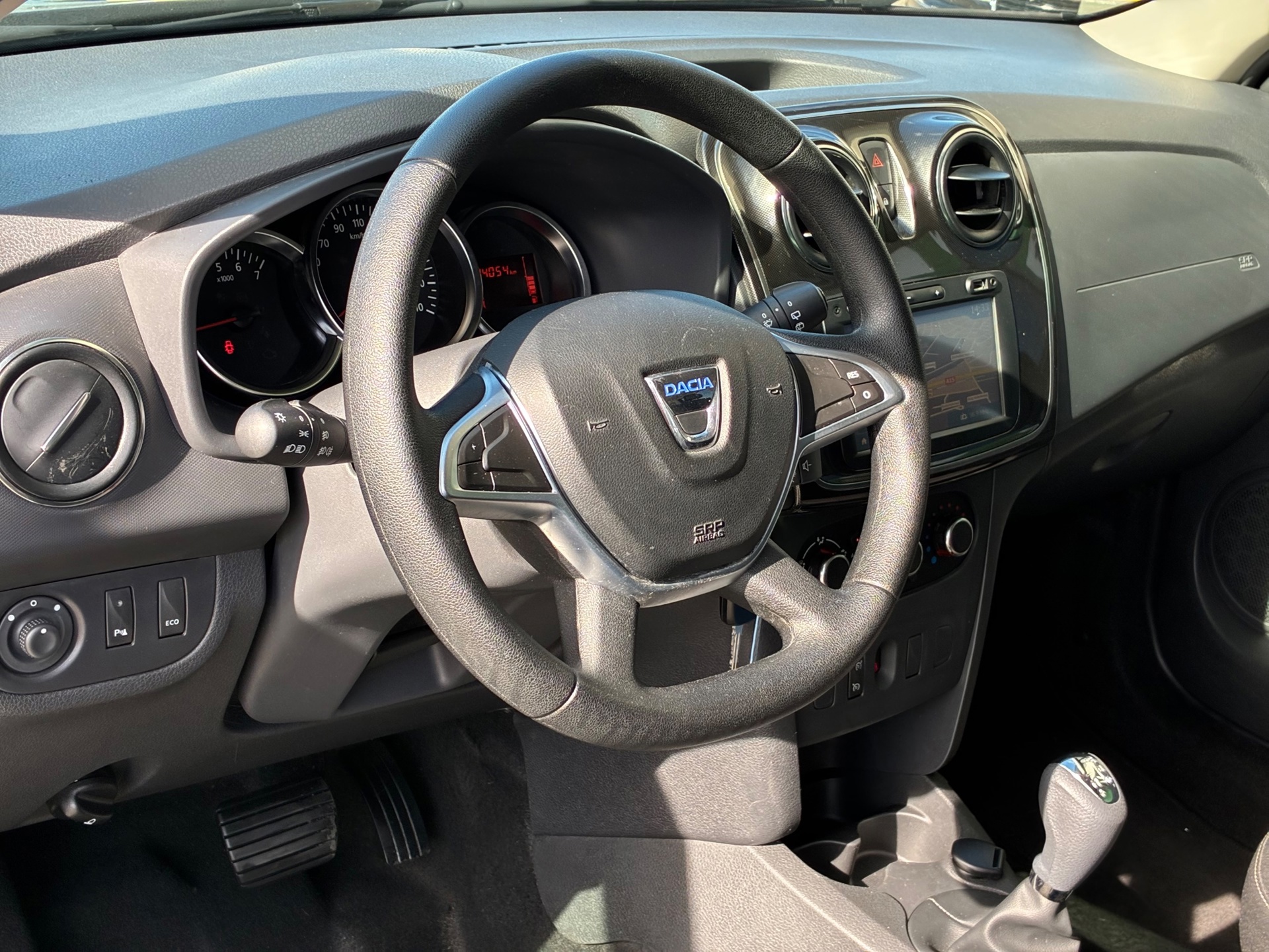 Dacia Logan MCV 0.9 TCe Laureate (2017), foto 12